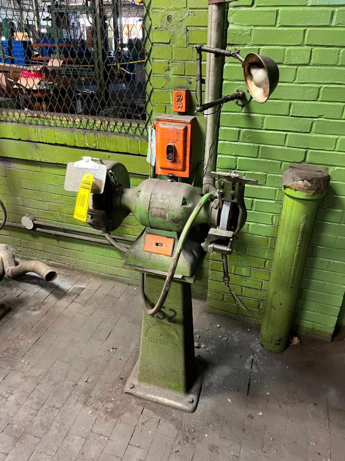 8" DOUBLE END BENCH GRINDER ON PEDESTAL, 220V