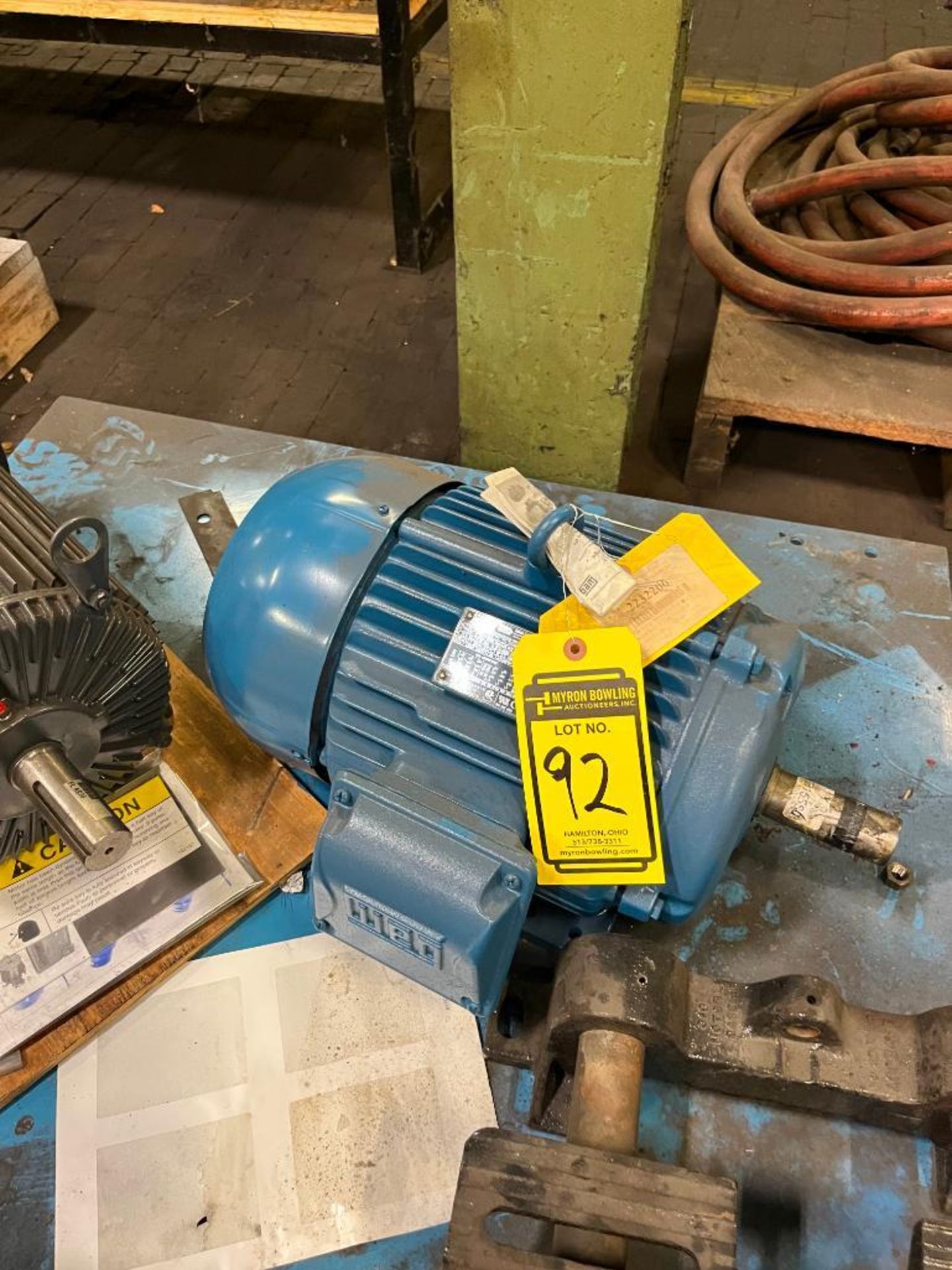 WEG CONTINUOUS DUTY ELECTRIC MOTOR, 7-1/2 HP, FRAME 213/5T, 1,765 RPM, 208-230/460V