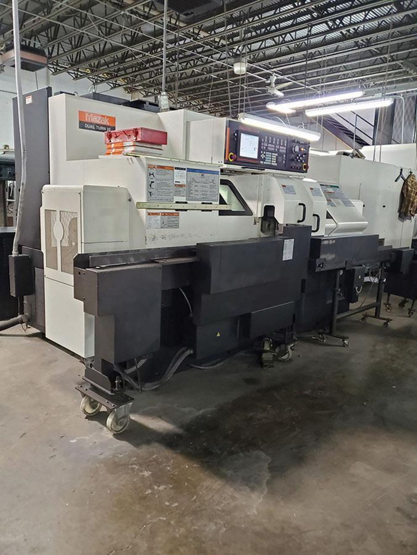 2011 MAZAK DUAL TURN 20 HORIZONTAL CNC TURNING CENTER, MAZATROL 640T CNC DRO CONTROL, INFEED/OUTFEED - Image 10 of 23