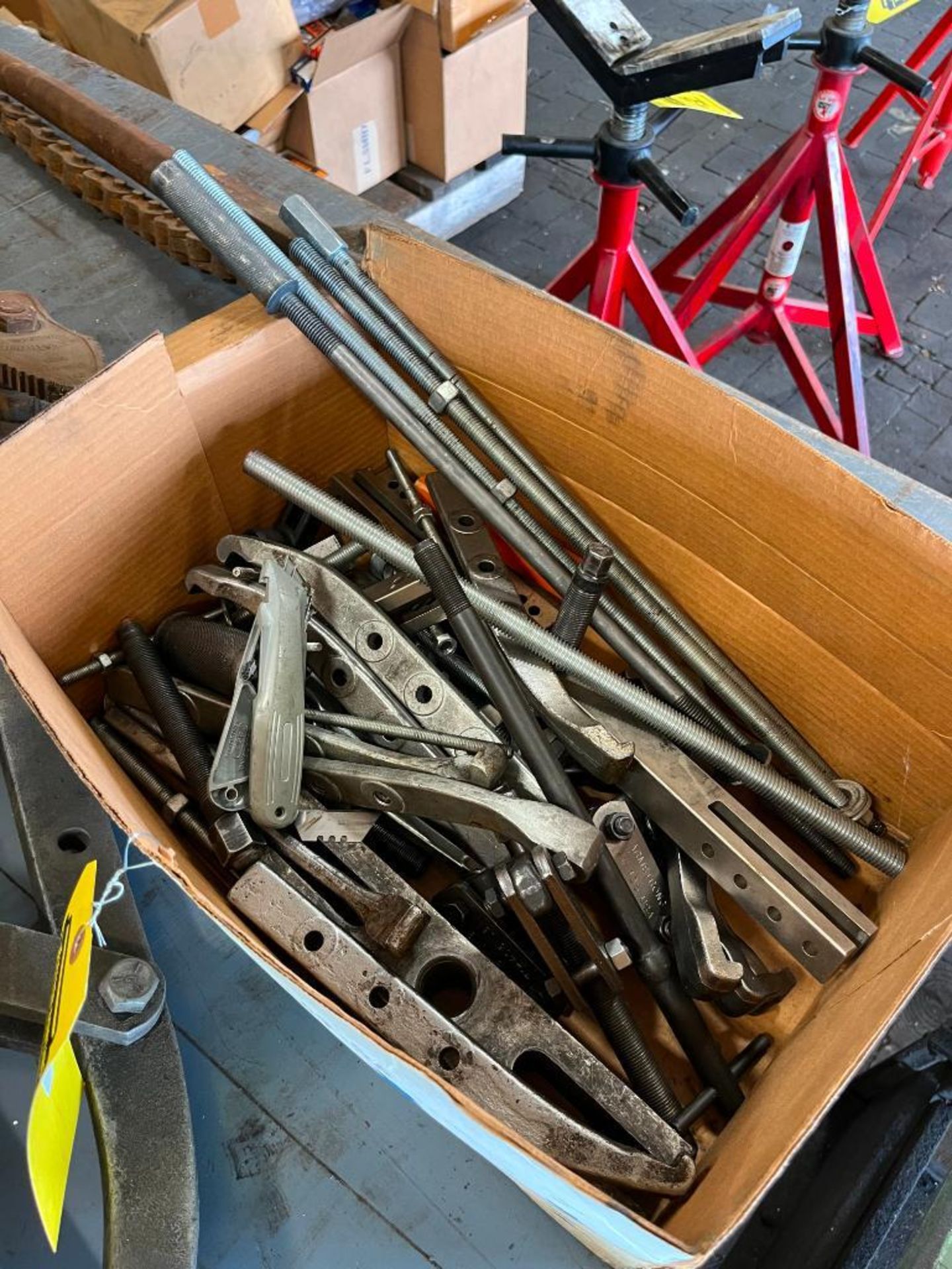 BOX OF ASSORTED PULLER COMPONENTS