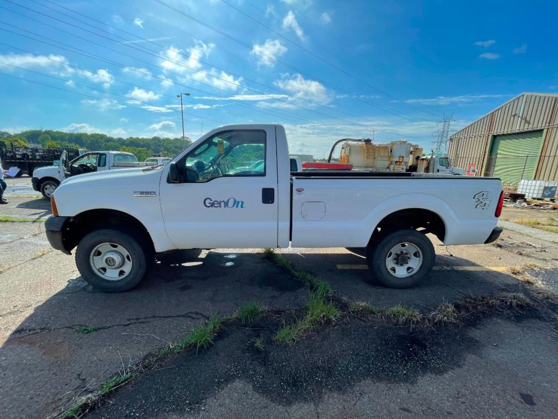 2006 FORD F250 XL SUPER DUTY 4X4 PICKUP TRUCK, AUTOMATIC TRANS., VIN 1FTNF21566EC03433, 52,534 MILES