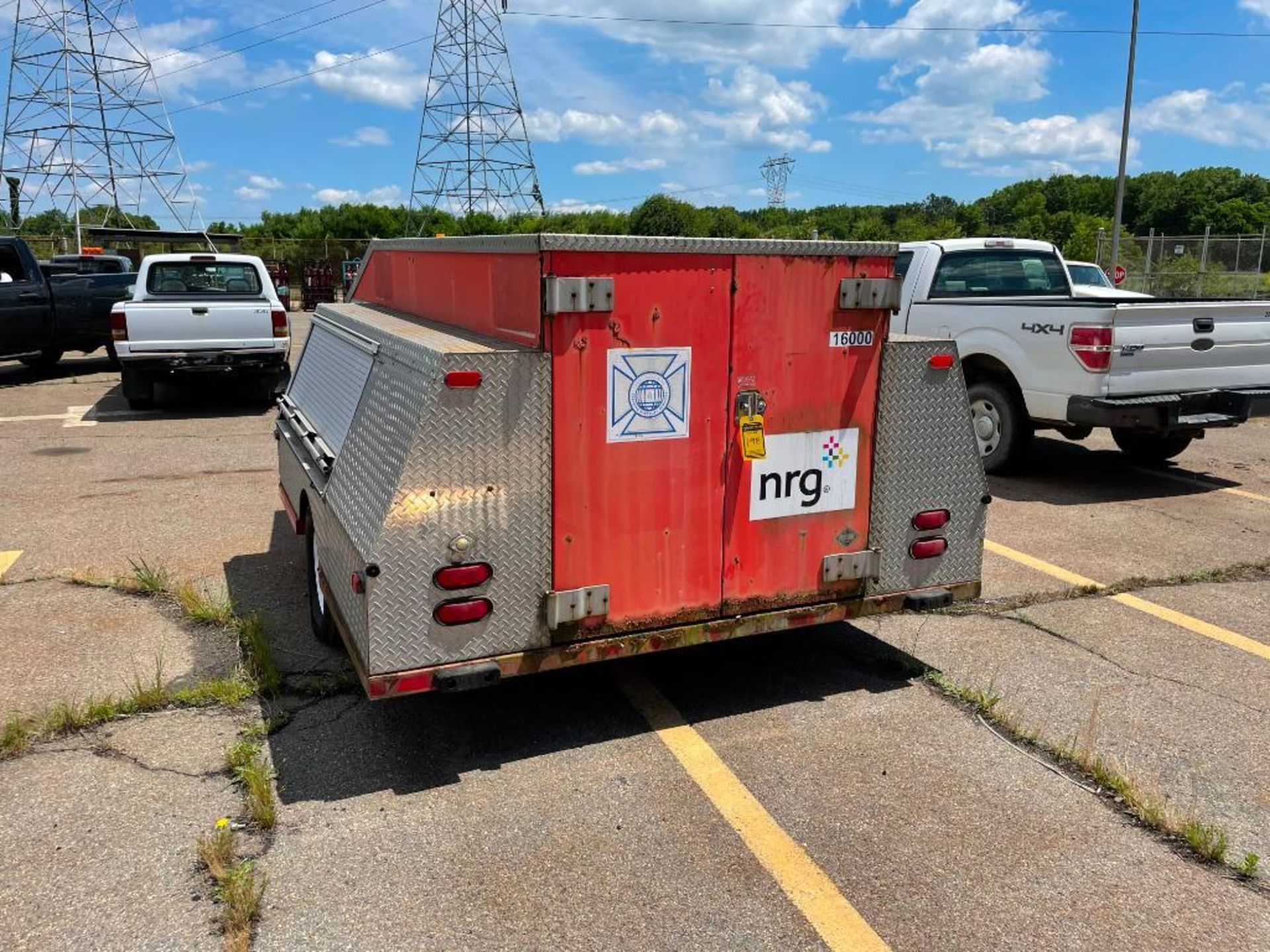 PRO SAFE FIRE TRAINING SYSTEMS SERVICES SINGLE AXLE TRAILER & CONTENT - Image 4 of 5