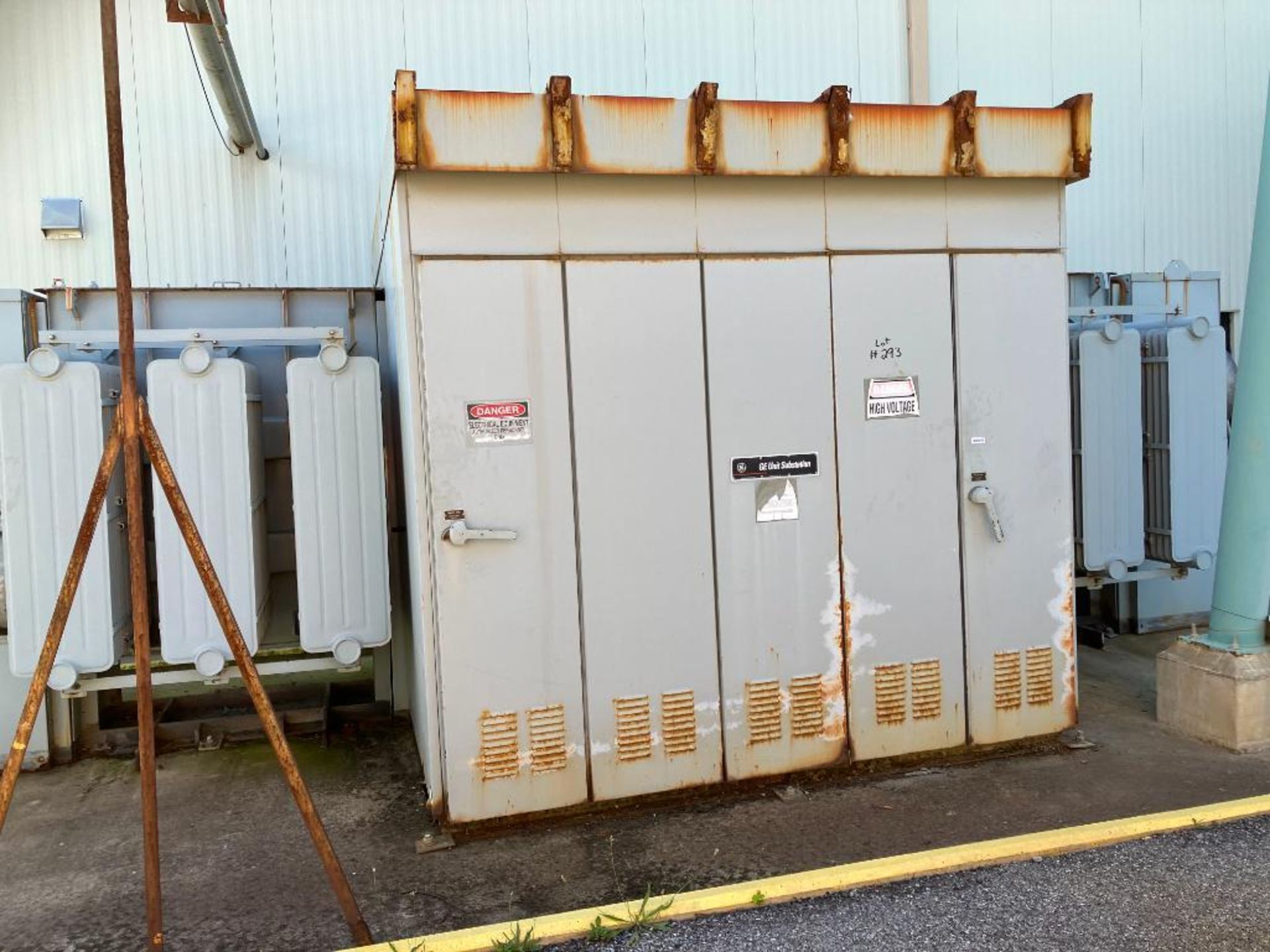 (2) GE UNIT SUBSTATION AKD 10 SWITCHGEAR W/ PROLEC OIL FILLED TRANSFORMERS, 7,245 V., 480Y/277 LV, S