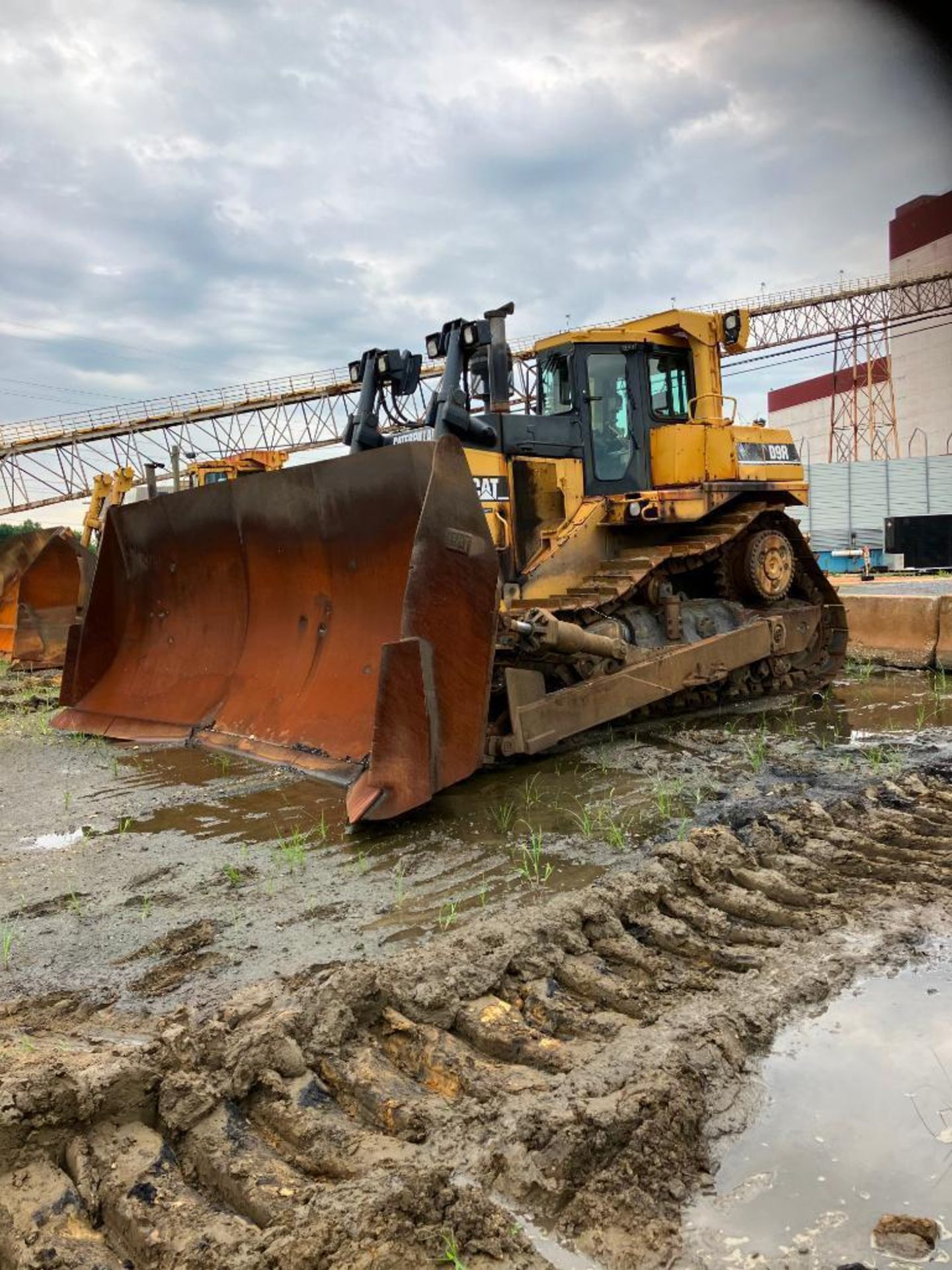 CATERPILLAR D9R BULLDOZER, S/N 5XD04906, 3408 CAT. ENGINE, 20,613 HRS., ANSUL CHECKFIRE SC-N CONTROL - Image 11 of 20