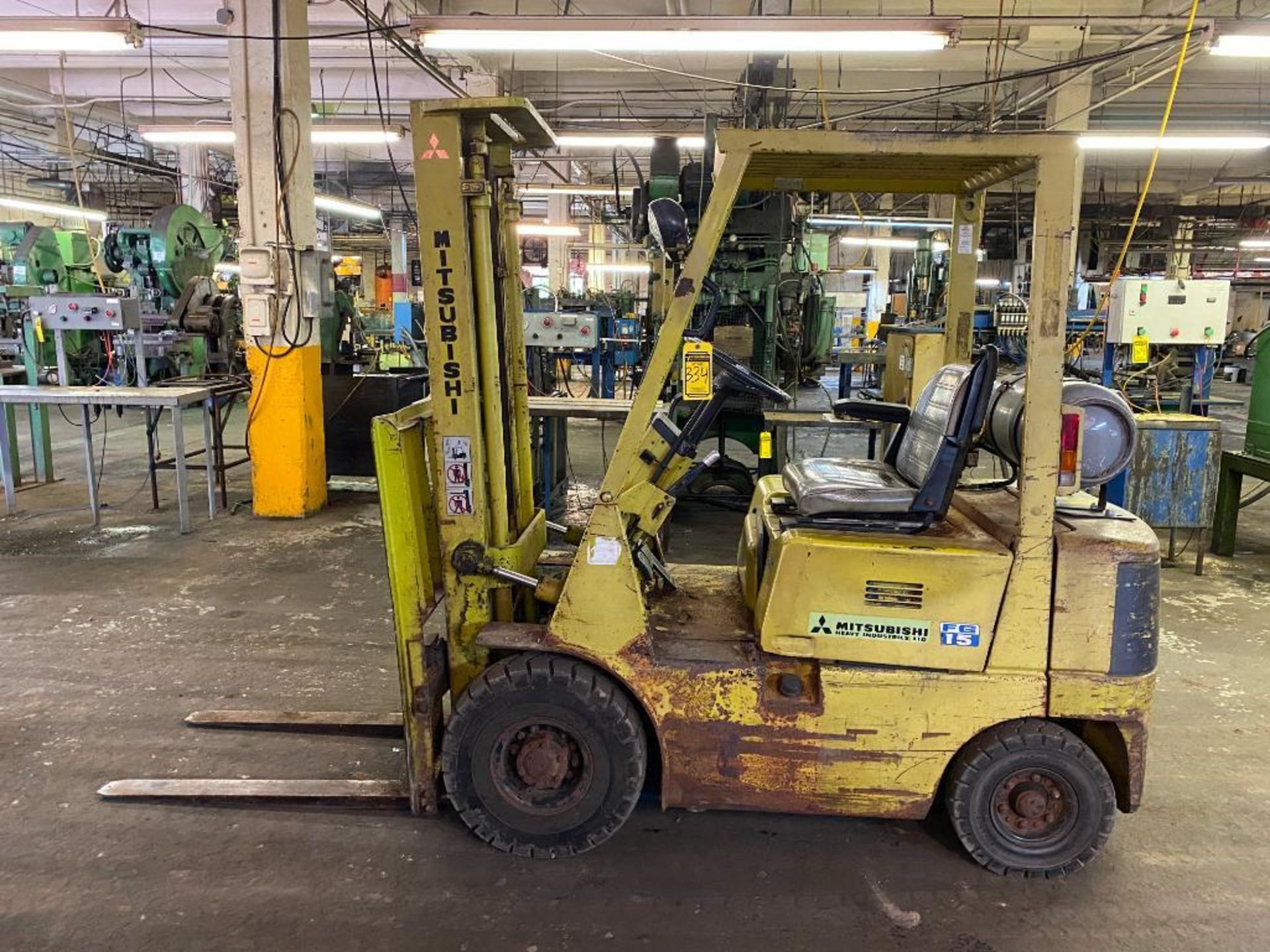 MITSUBISHI 3,000 LB. FORKLIFT, MODEL FG15, S/N25-53079, LPG, PNEUMATIC TIRES, 130" LIFT HEIGHT, 84"