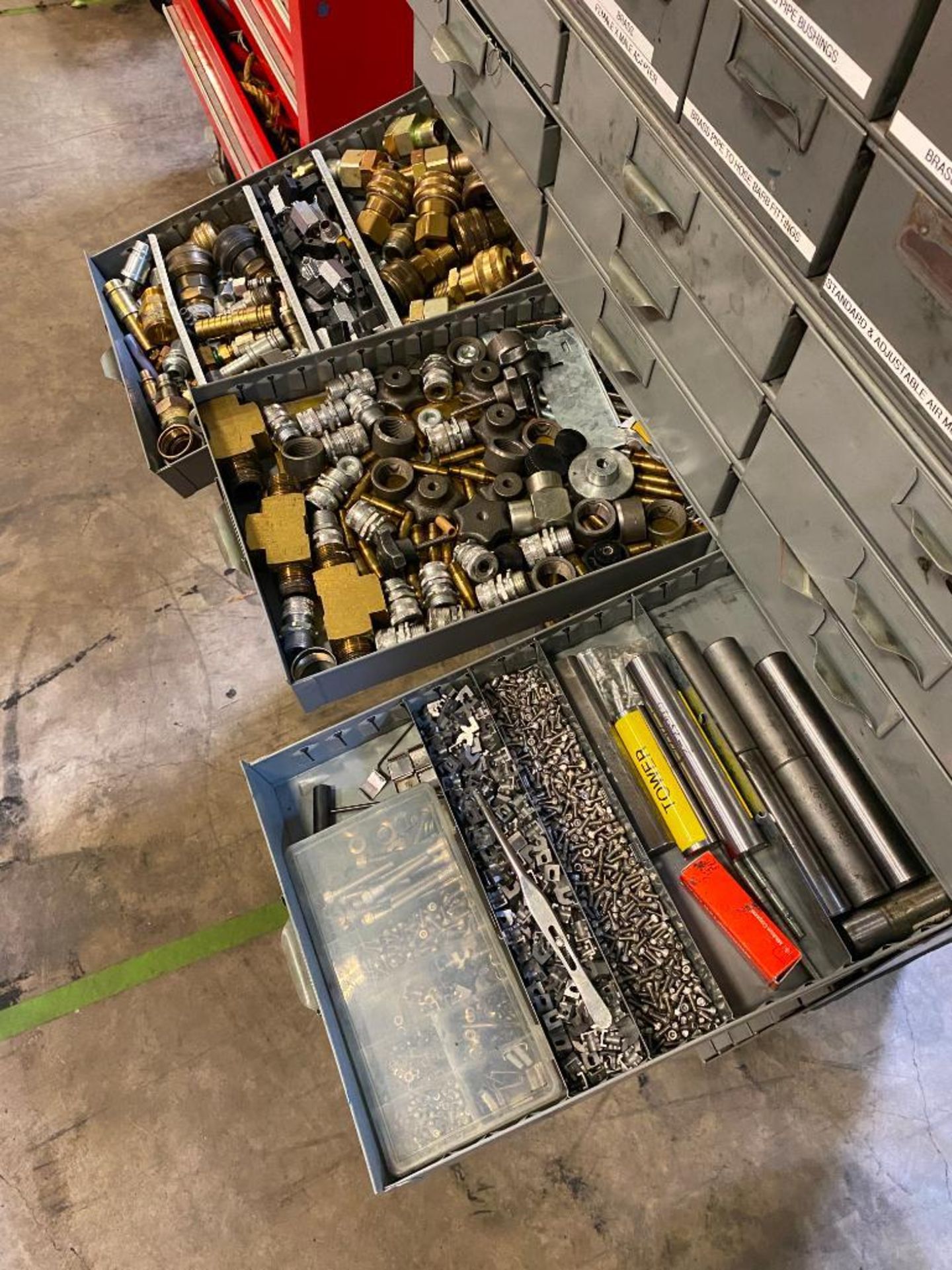 MULTI-DRAWER CABINET W/ BRASS FITTINGS, AIR SHUT OFF VALVES, FASTENERS, FUSES, KEY STOCK - Image 5 of 6