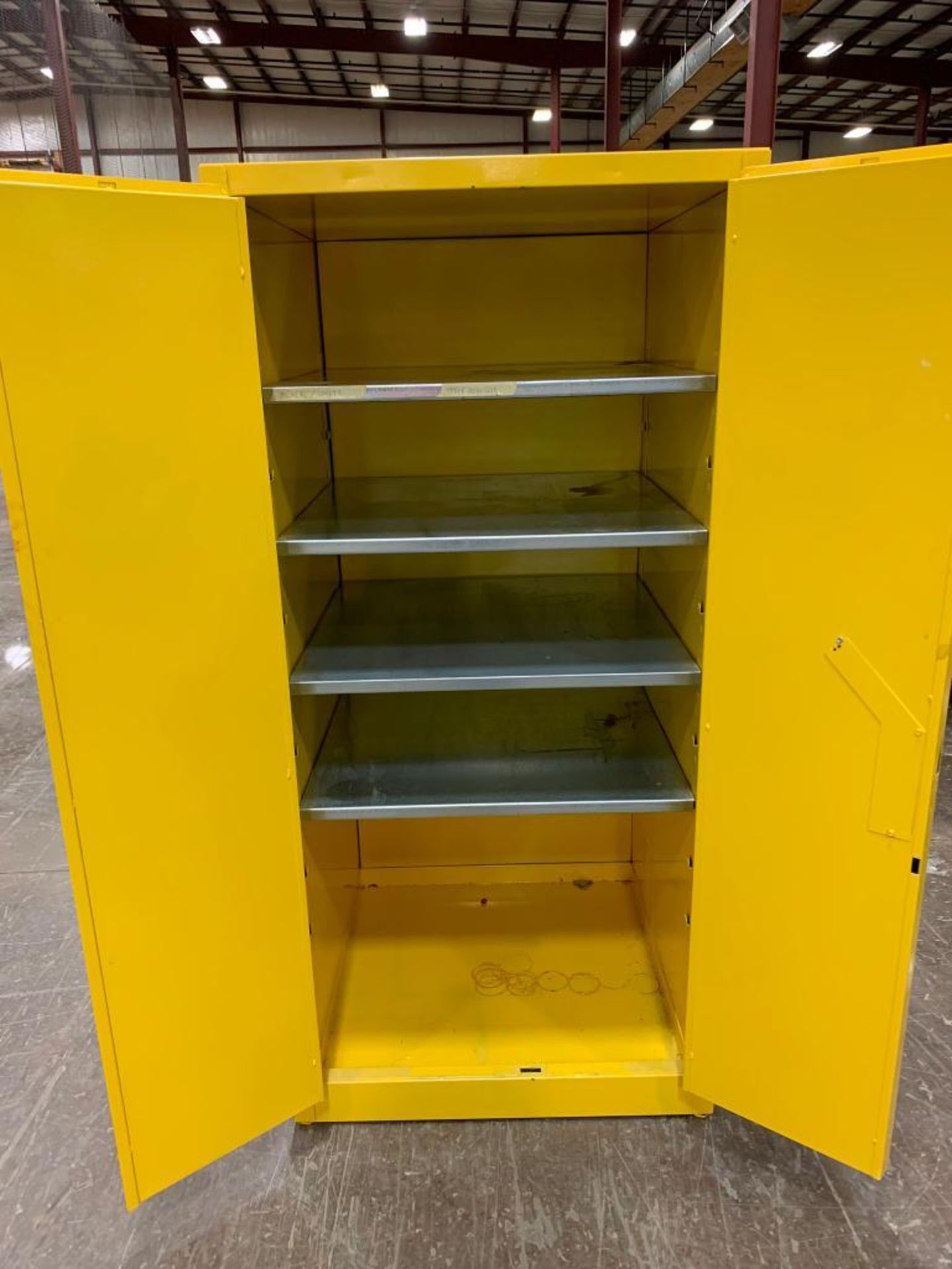EAGLE 60-GAL CAP. SAFETY STORAGE CABINET - Image 2 of 2