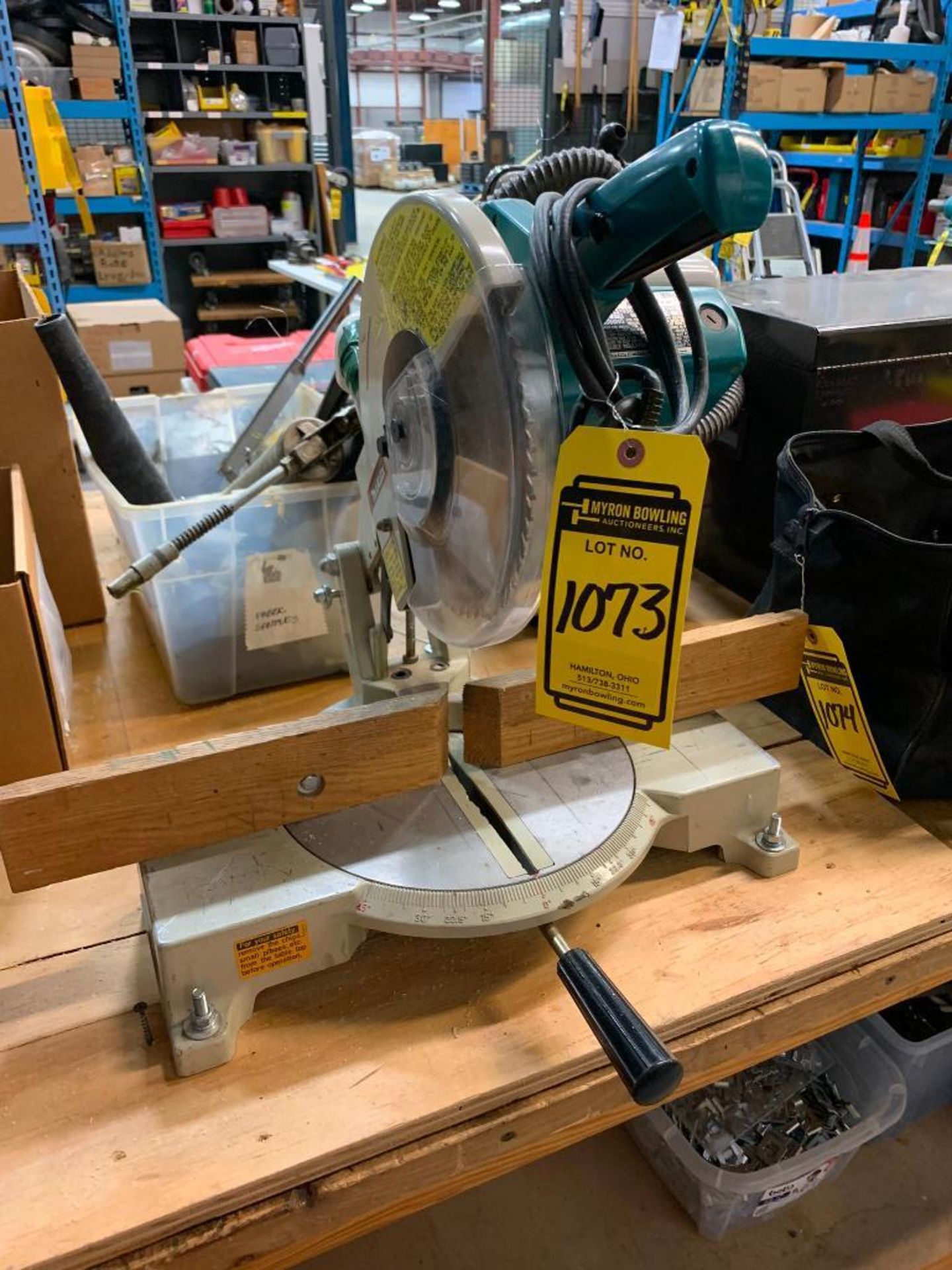 MAKITA 10" MITER SAW, MODEL LS1030, 115 V, 12 AMP