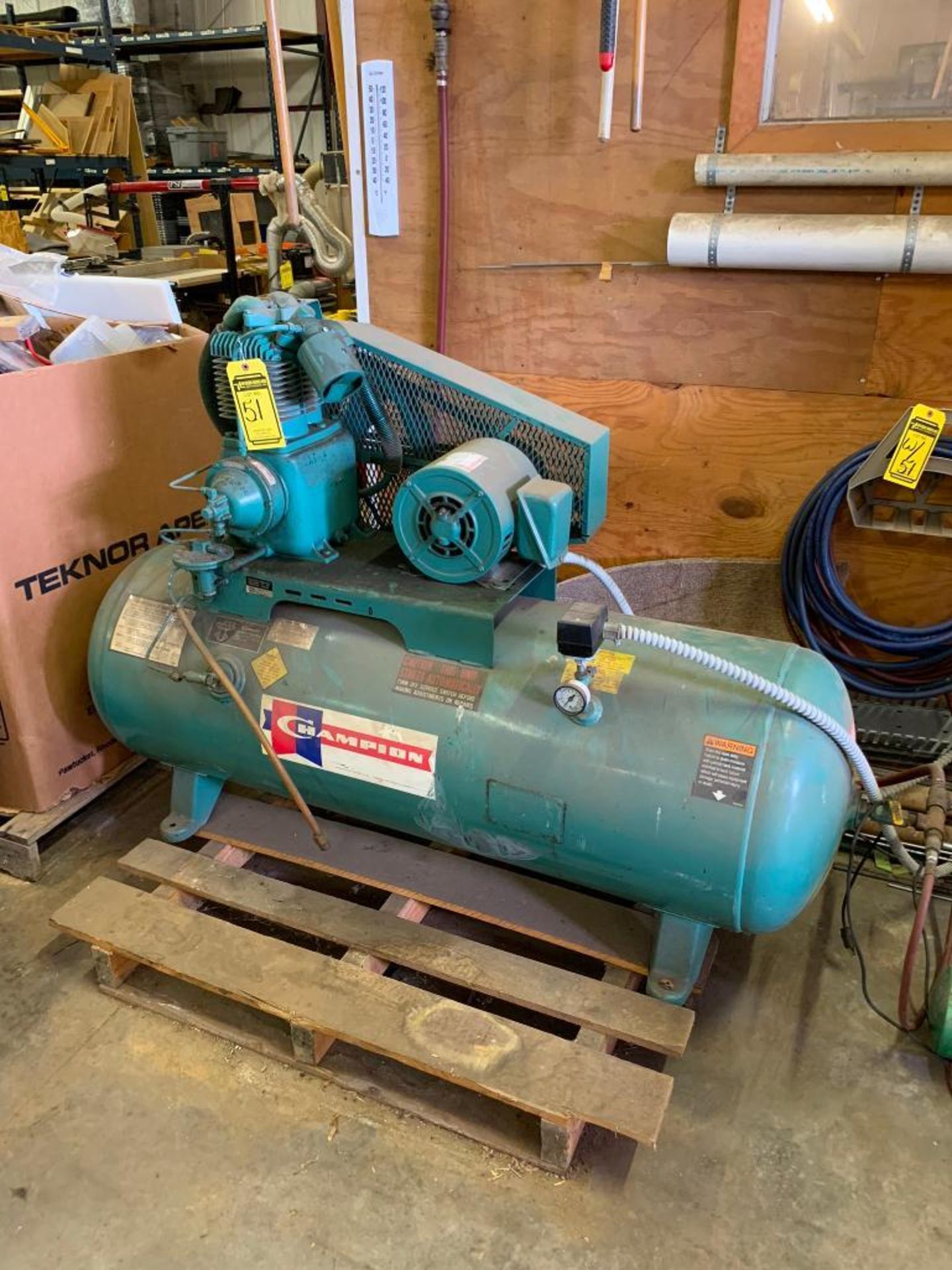 CHAMPION HORIZONTAL TANK MOUNTED AIR COMPRESSOR, MODEL HR5-8, S/N R1581283, 5-HP, 200-208 V, 3- PHAS