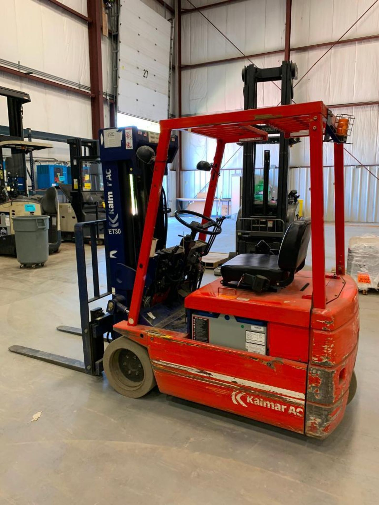 KALMAR AC 3,000 LB. CAP. ELECTRIC FORKLIFT, MODEL ET30 EV, S/N 20514A, MAX. HT. 170", 3-STAGE, SIDES