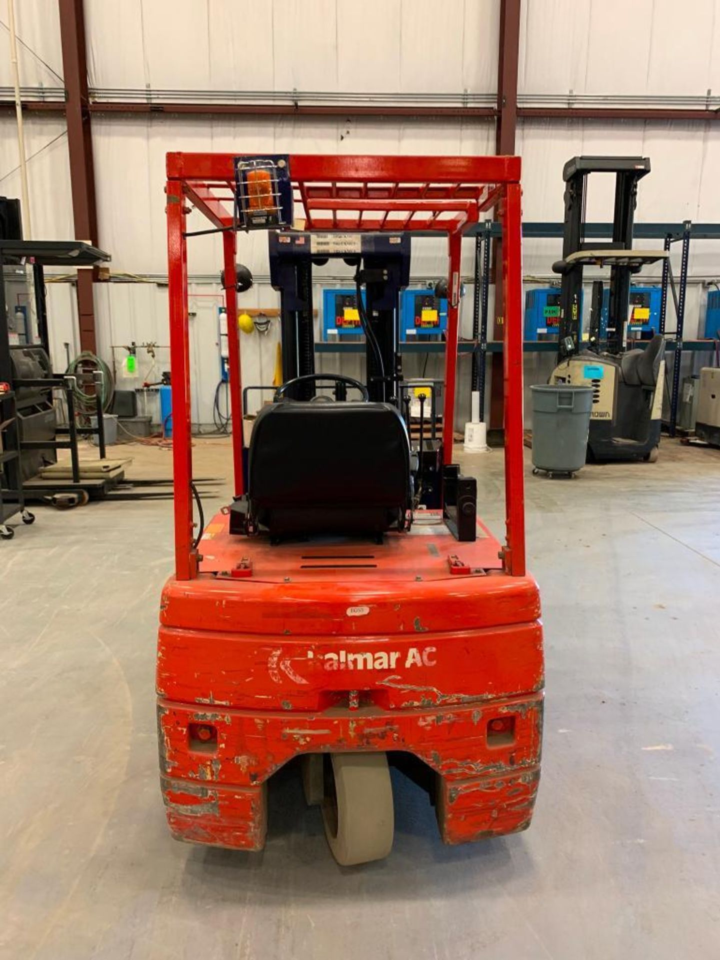 KALMAR AC 3,000 LB. CAP. ELECTRIC FORKLIFT, MODEL ET30 EV, S/N 20514A, MAX. HT. 170", 3-STAGE, SIDES - Image 4 of 10