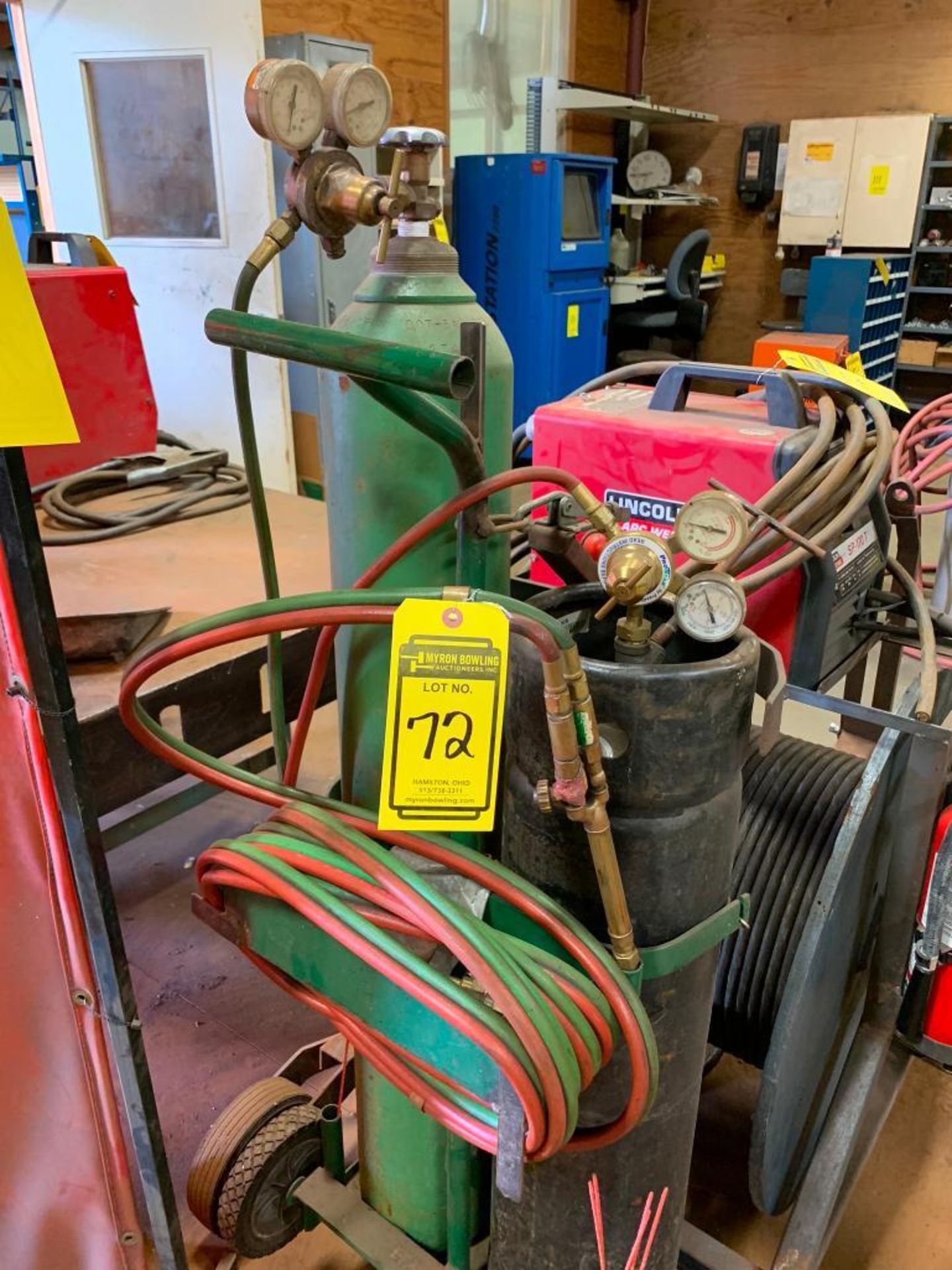 LINCOLN ELECTRIC SP-170 T WELDER, 230 V, SINGLE PHASE, S/N 10272N1970200425, TORCH GAUGES, HOSE, STR - Image 3 of 3