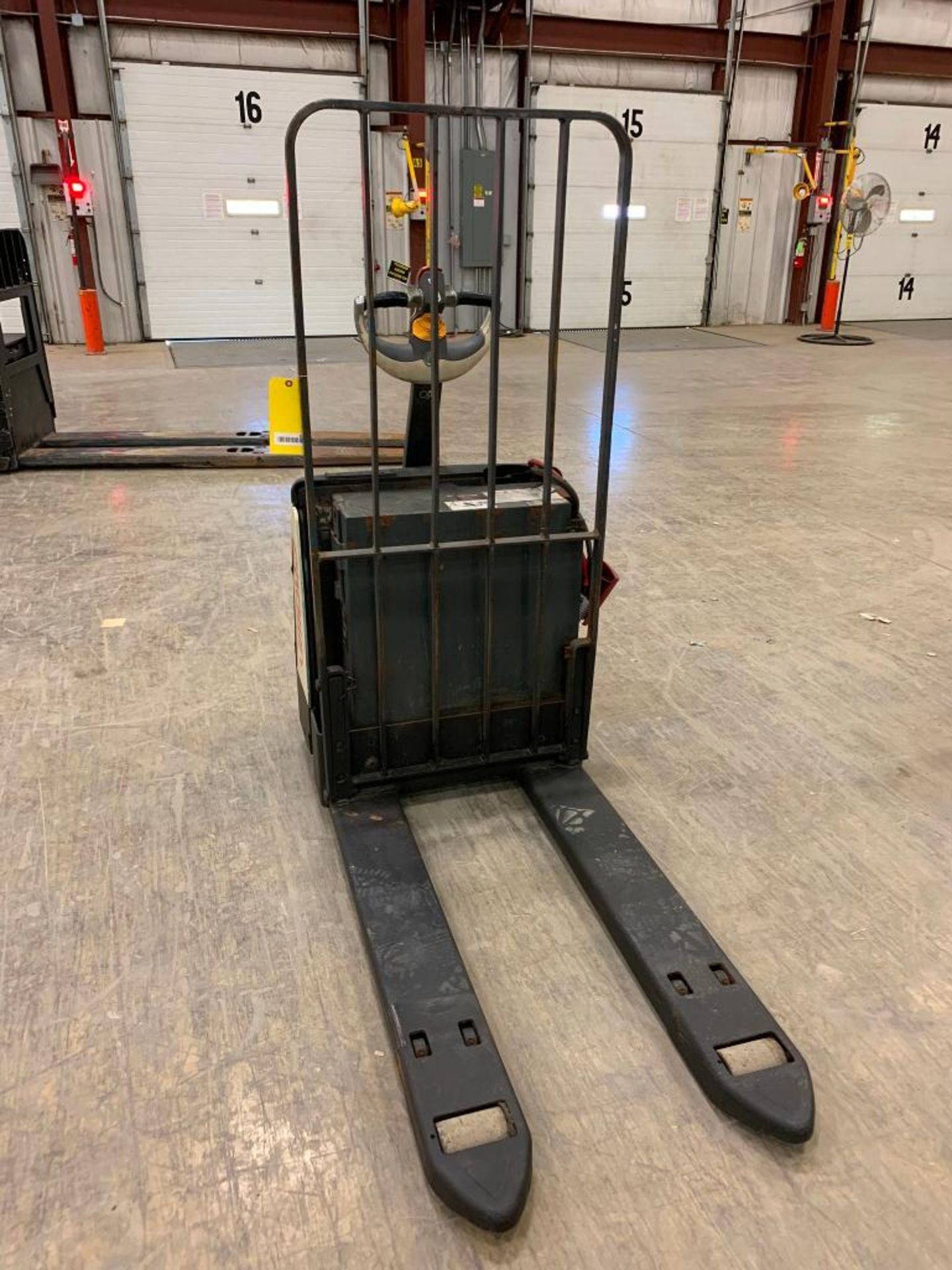 CROWN WALK BEHIND PALLET JACK, 24 V, 44" FORKS, 6,142 HOURS - Image 3 of 4