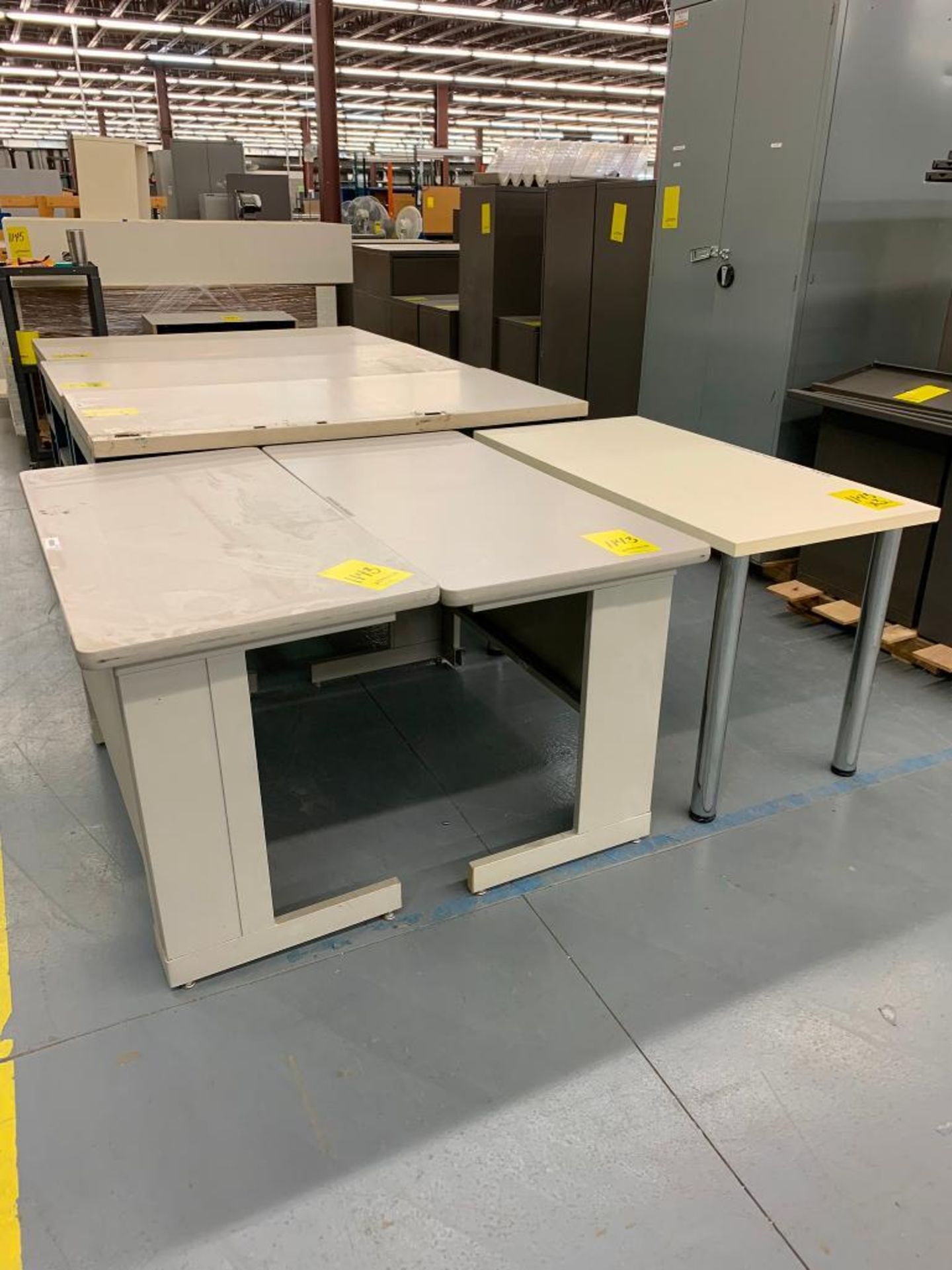 (3) 2' X 5' TABLES