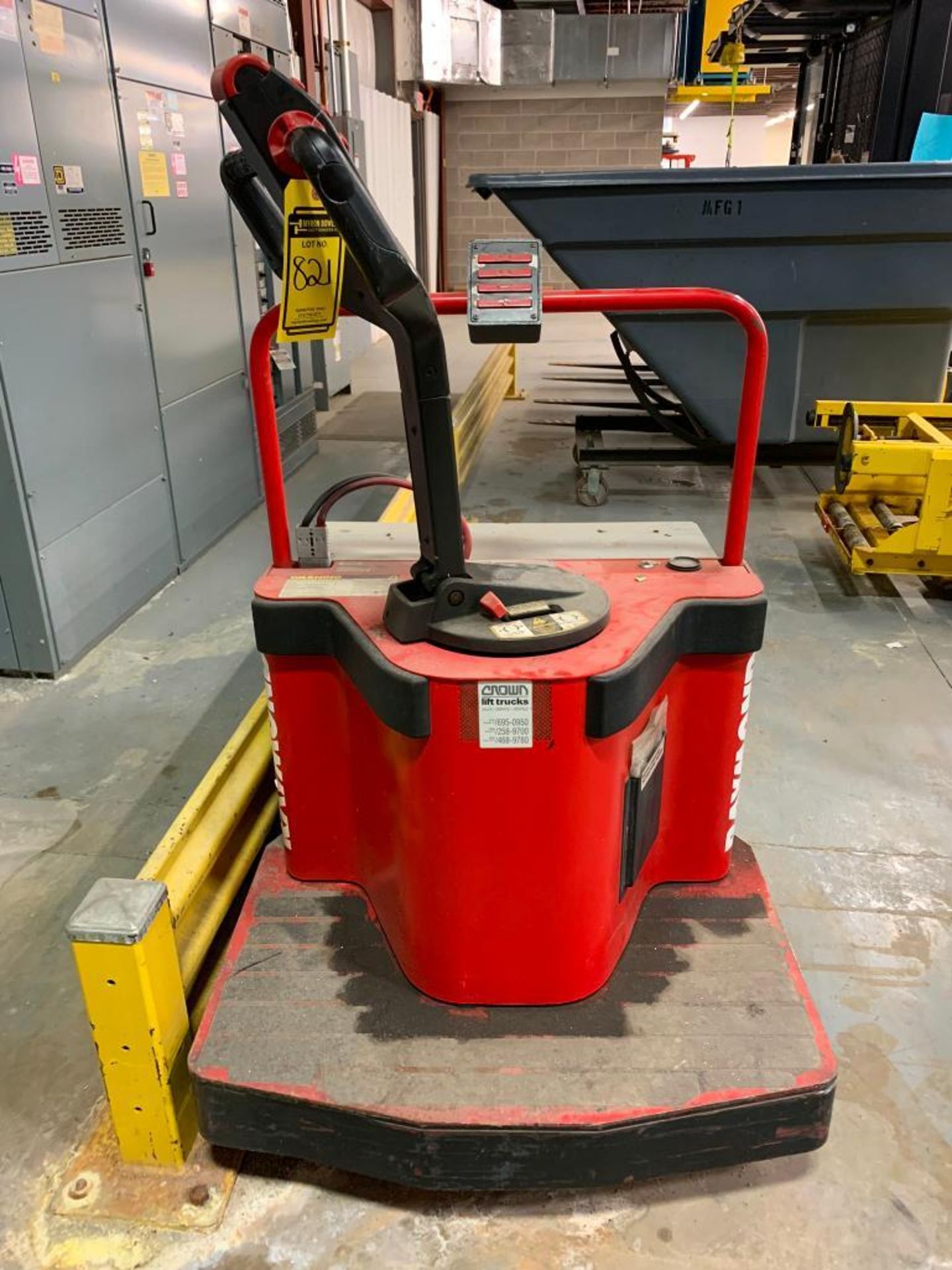 RAYMOND RIDE ON PALLET JACK, MODEL 112,TM,EP, S/N 112,94,12781, 24 V, 48" FORKS, HOURS N/A - Image 3 of 3