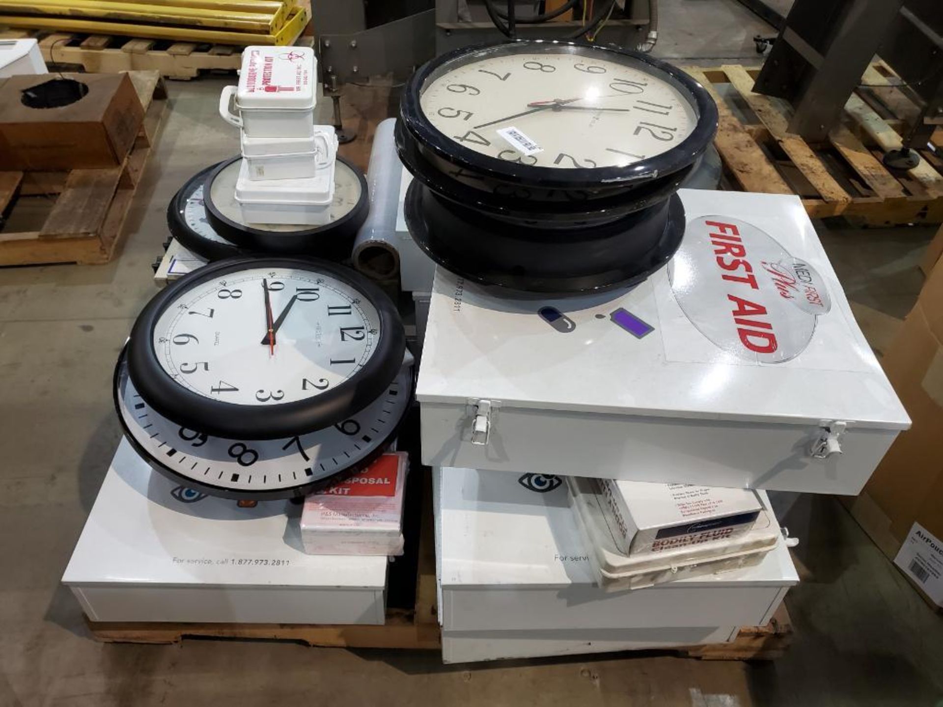 PALLET OF CLOCKS & FIRST AID KITS - Image 2 of 4