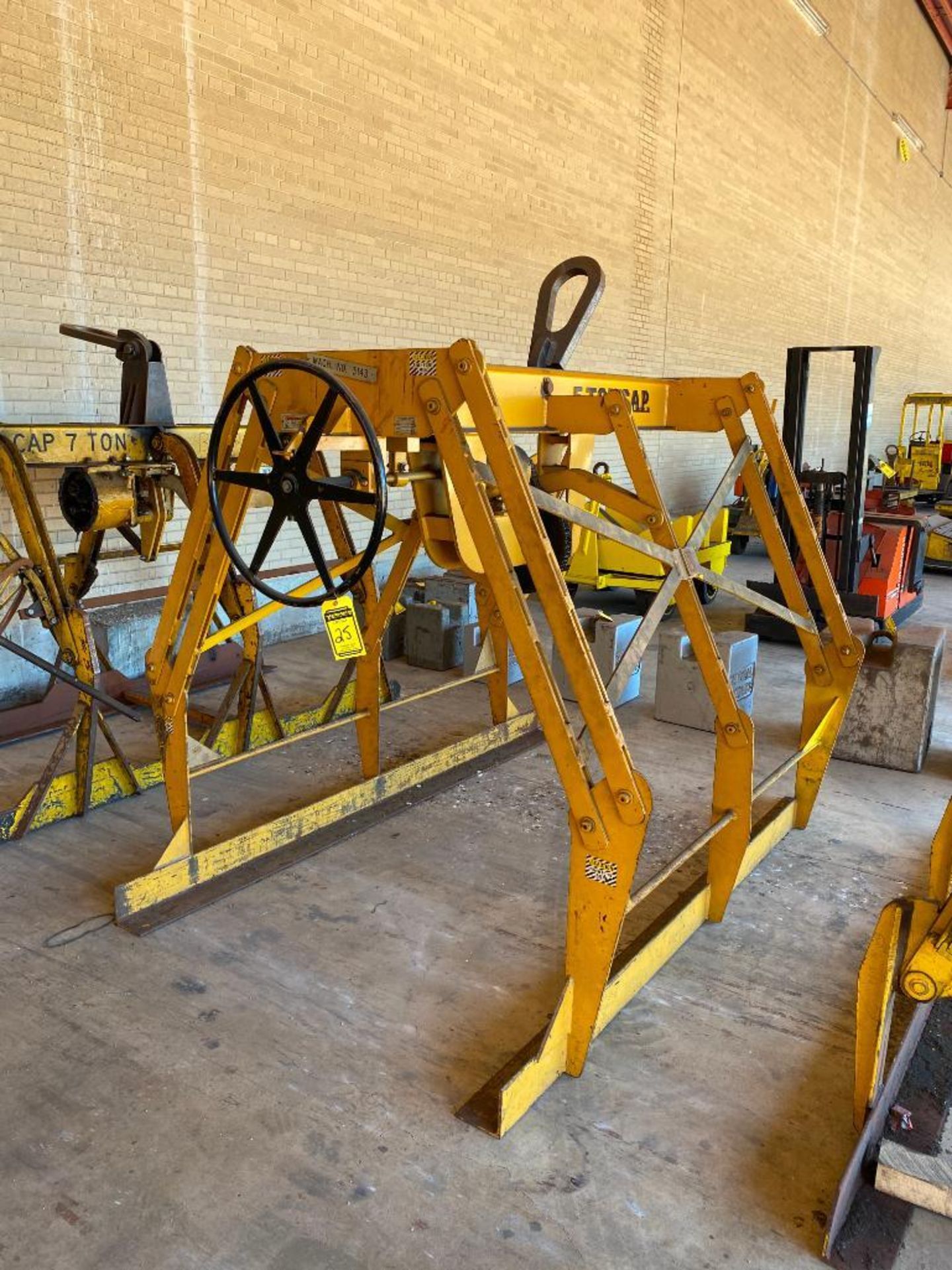 CALDWELL 5-TON MECHANICAL SHEET LIFTER, MODEL 266-5-72, S/N 13784-2/04254, MACHINE WEIGHT: 2,000 LB.