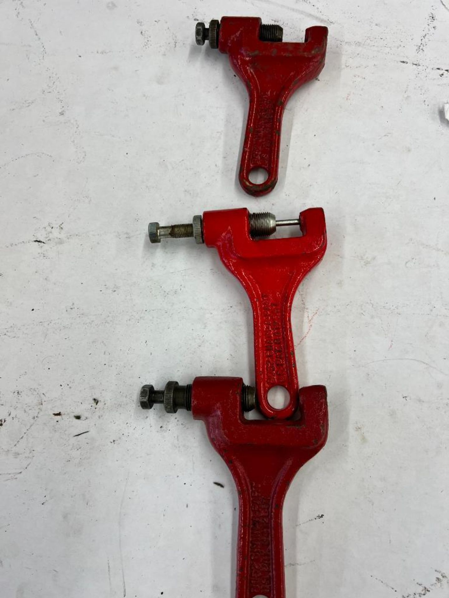 (3) SMITH TOOL CHAIN BREAKERS, NO. 8052