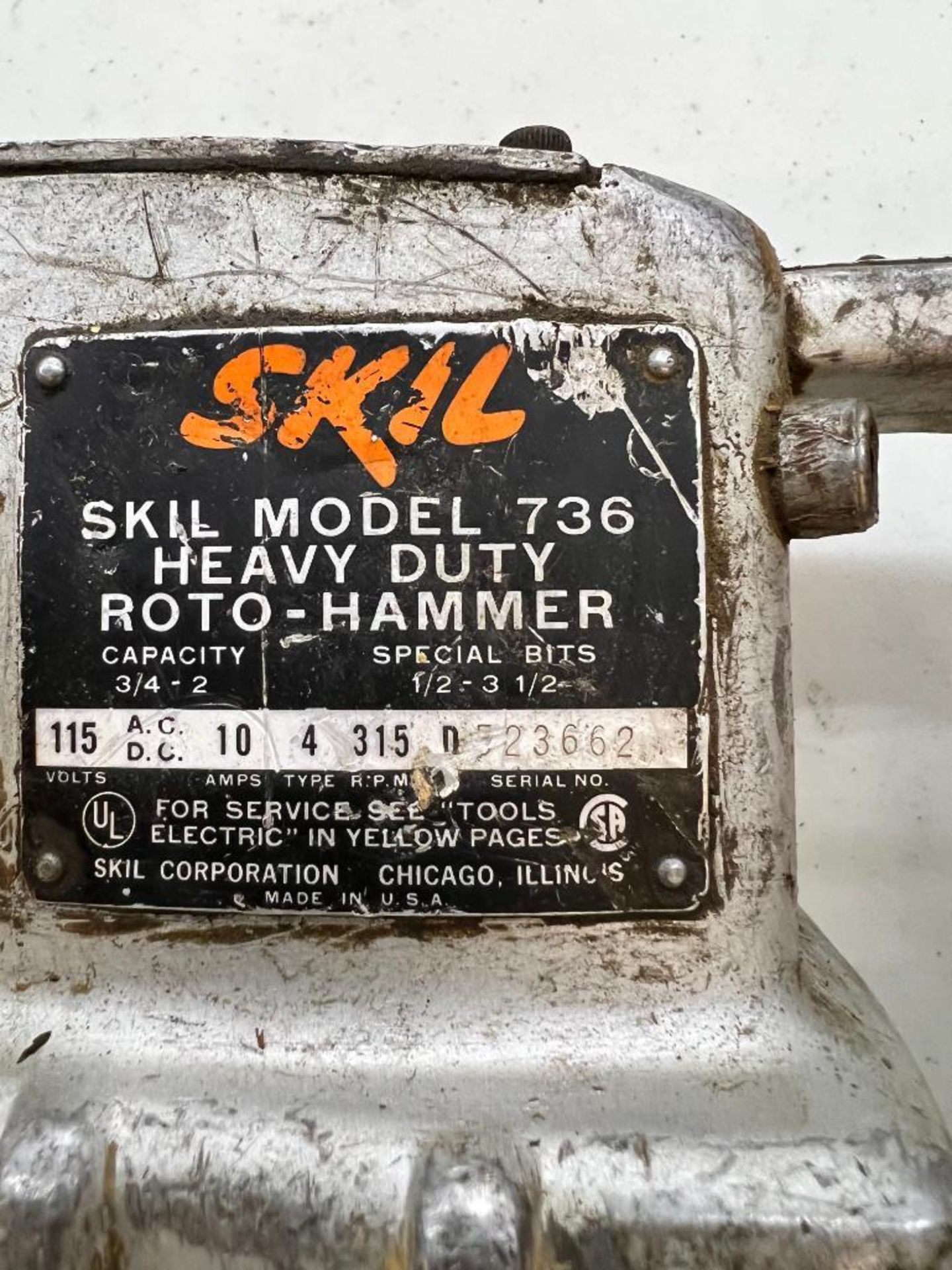 SKIL ELECTRIC HEAVY DUTY ROTO HAMMER, MODEL 736 - Image 2 of 2