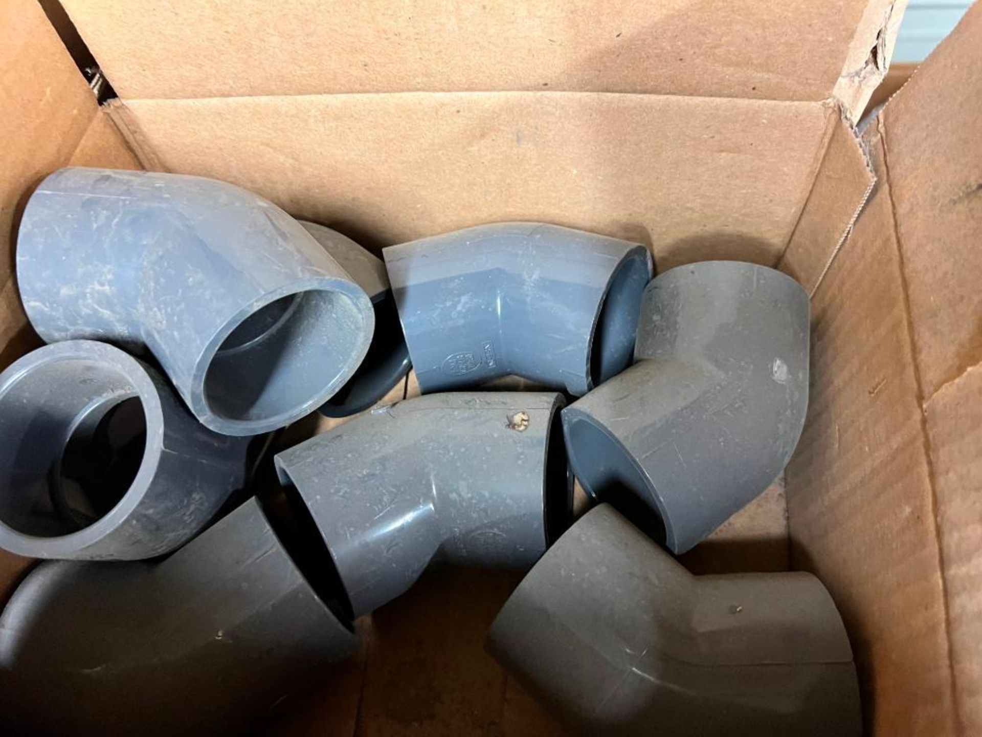 SKID OF VARIOUS (NEW) PVC FITTINGS - Image 2 of 6