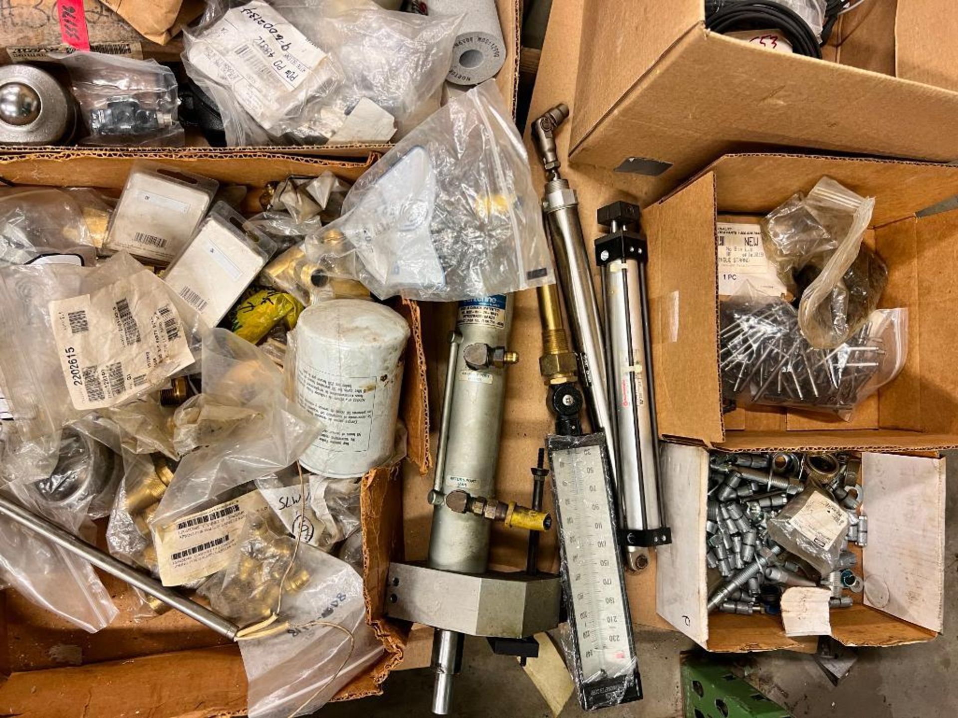 MISC. SKID OF PVC FITTINGS, BRASS FITTINGS, CHAIN LINKS, PNEUMATIC CYLINDERS, & BOLTS - Image 2 of 5