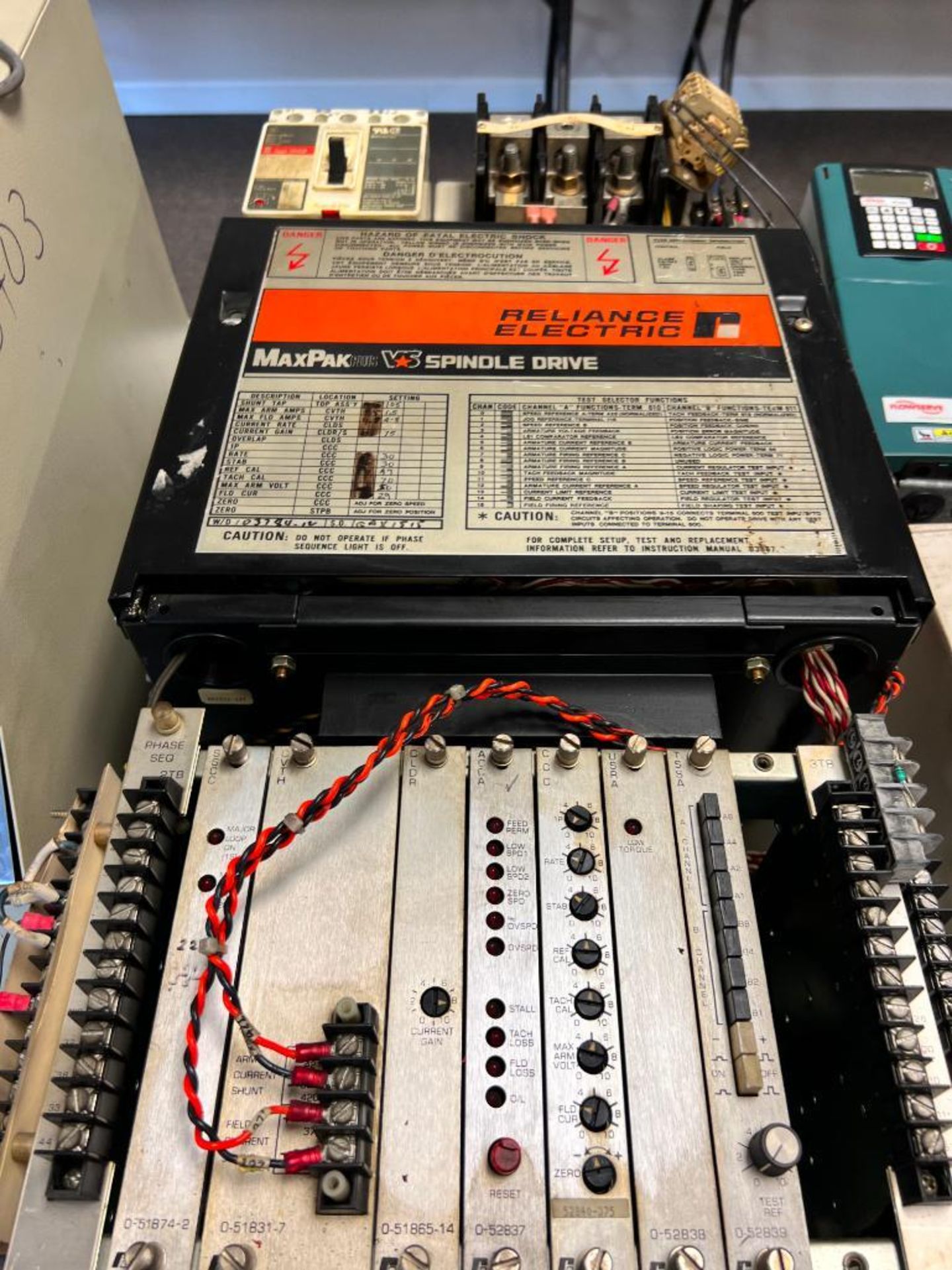 RELIANCE ELECTRIC MAXPAK PLUS VS SPINDLE DRIVE - Image 2 of 4