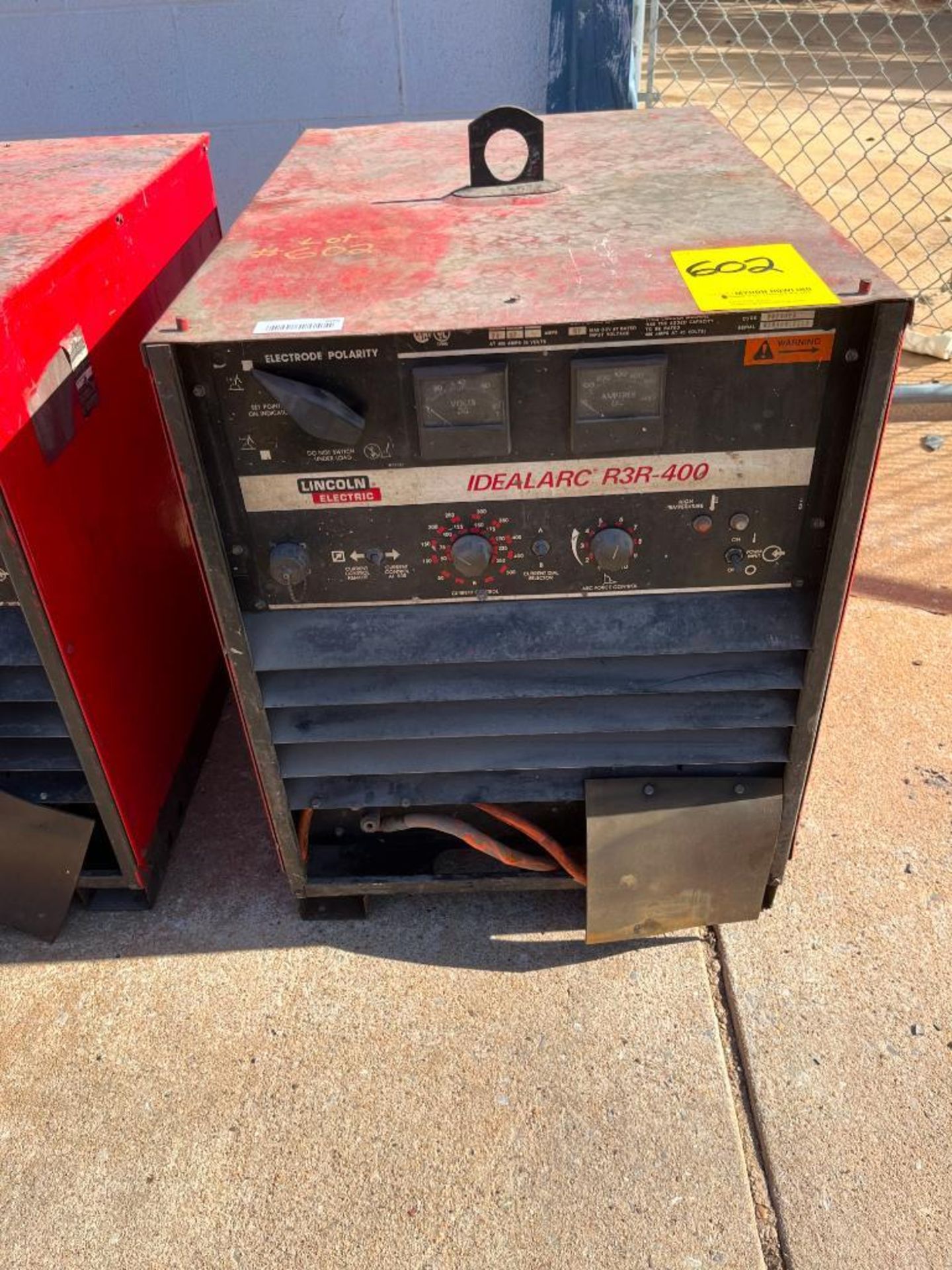 Lincoln Idealarc R3R-400 Variable Voltage DC ARC Welding Power Source