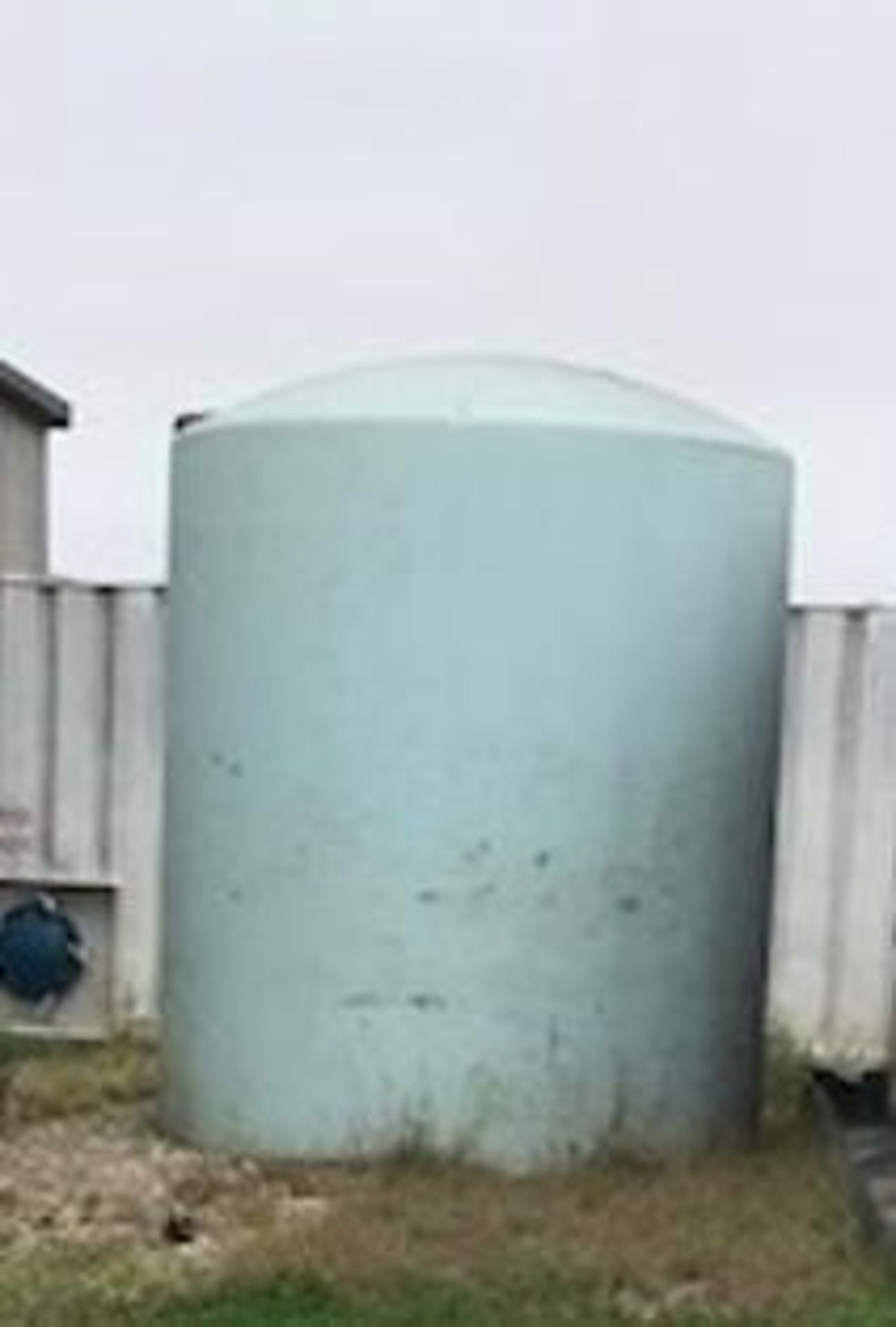 (2) 6,000-GAL. POLY TANKS (LOCATED AT 2203 TOWER ROAD ROBSTOWN, TX 78380) - Image 2 of 2