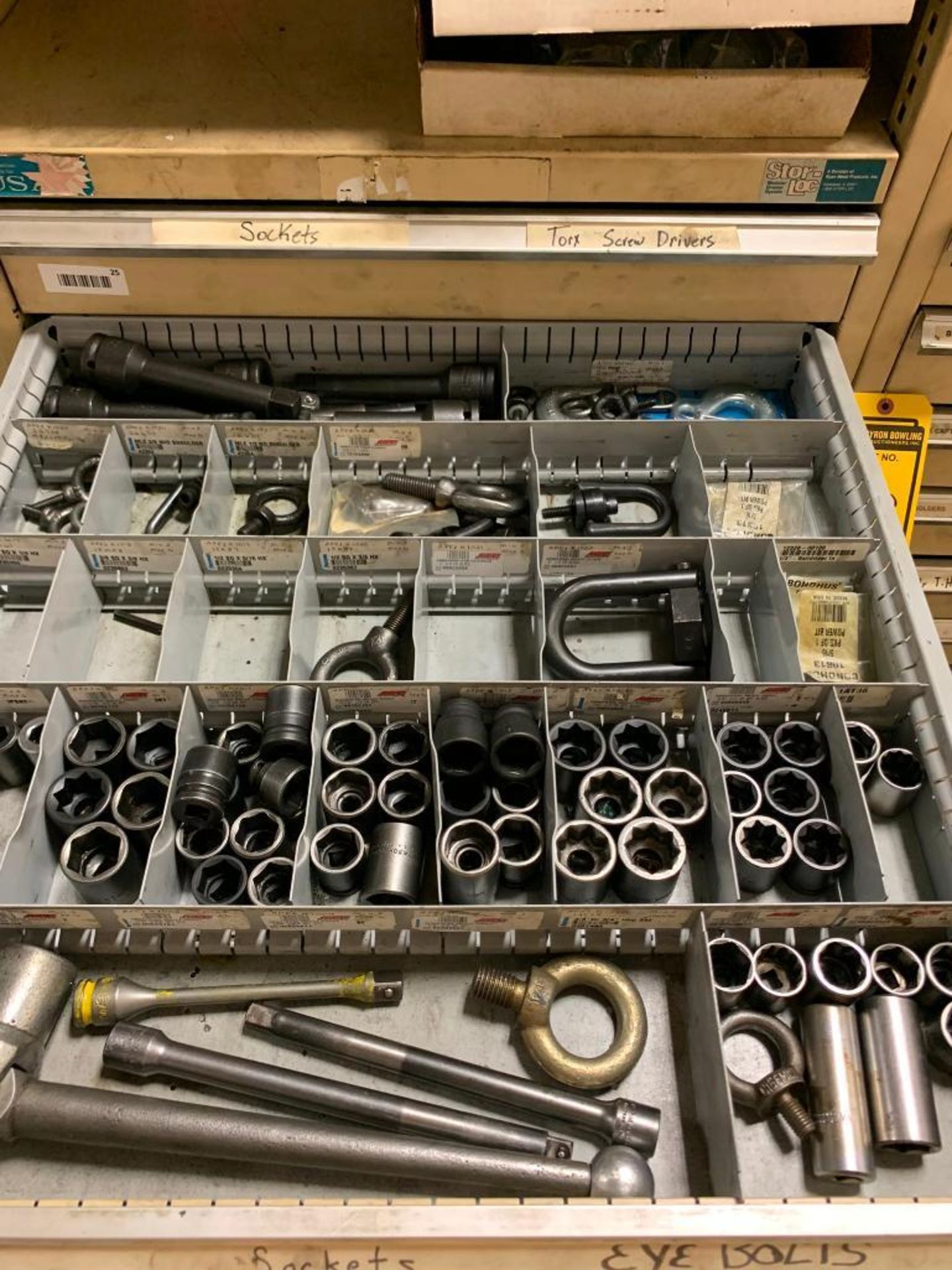 STOR-LOC 6-DRAWER CABINET W/ CONTENT: TORX SCREWDRIVERS, IMPACT SOCKETS, STANDARD SOCKETS, TORQUE WR - Image 4 of 10