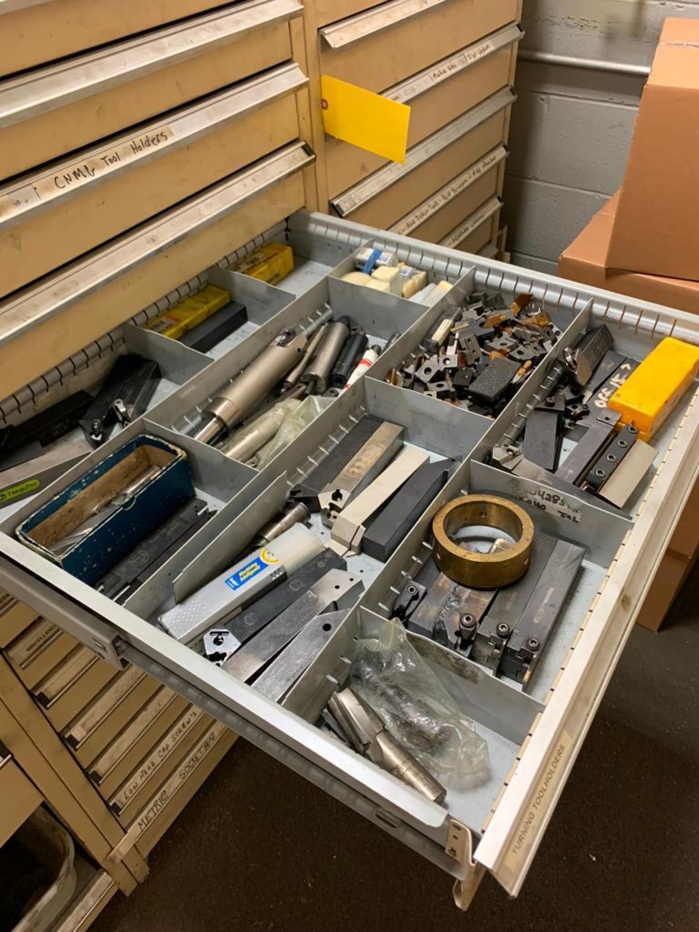 STOR-LOC 13-DRAWER CABINET W/ ER 20, ER 16 COLLETS, ER 32 COLLETS, COLLET NUTS, ASSORTED TOOL HOLDER - Image 7 of 15