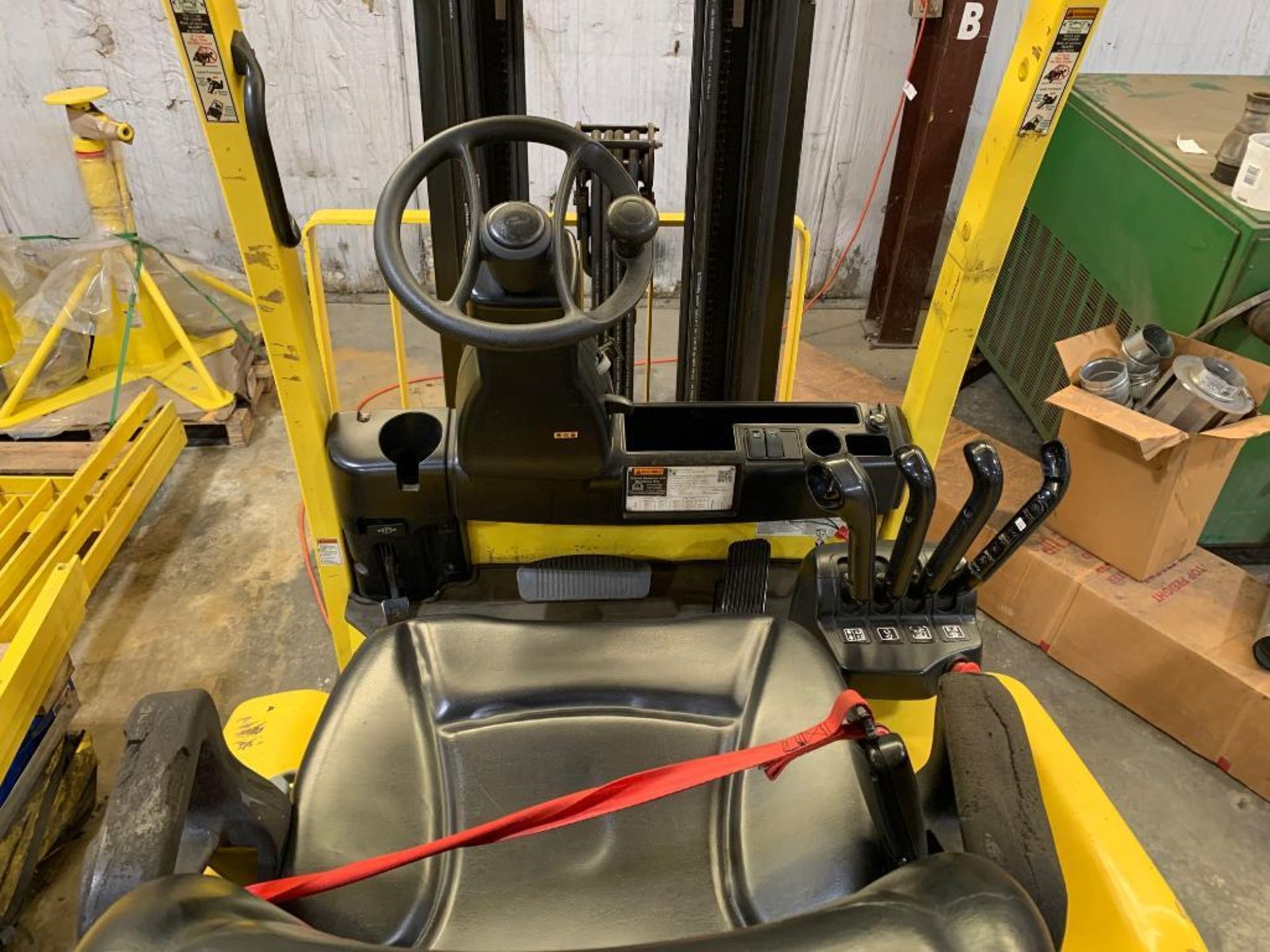 2018 Hyster 5,000 lb. capacity forklift, model e50xn, s/n a268n25355s, 36-volt electric w/ battery, - Image 5 of 5