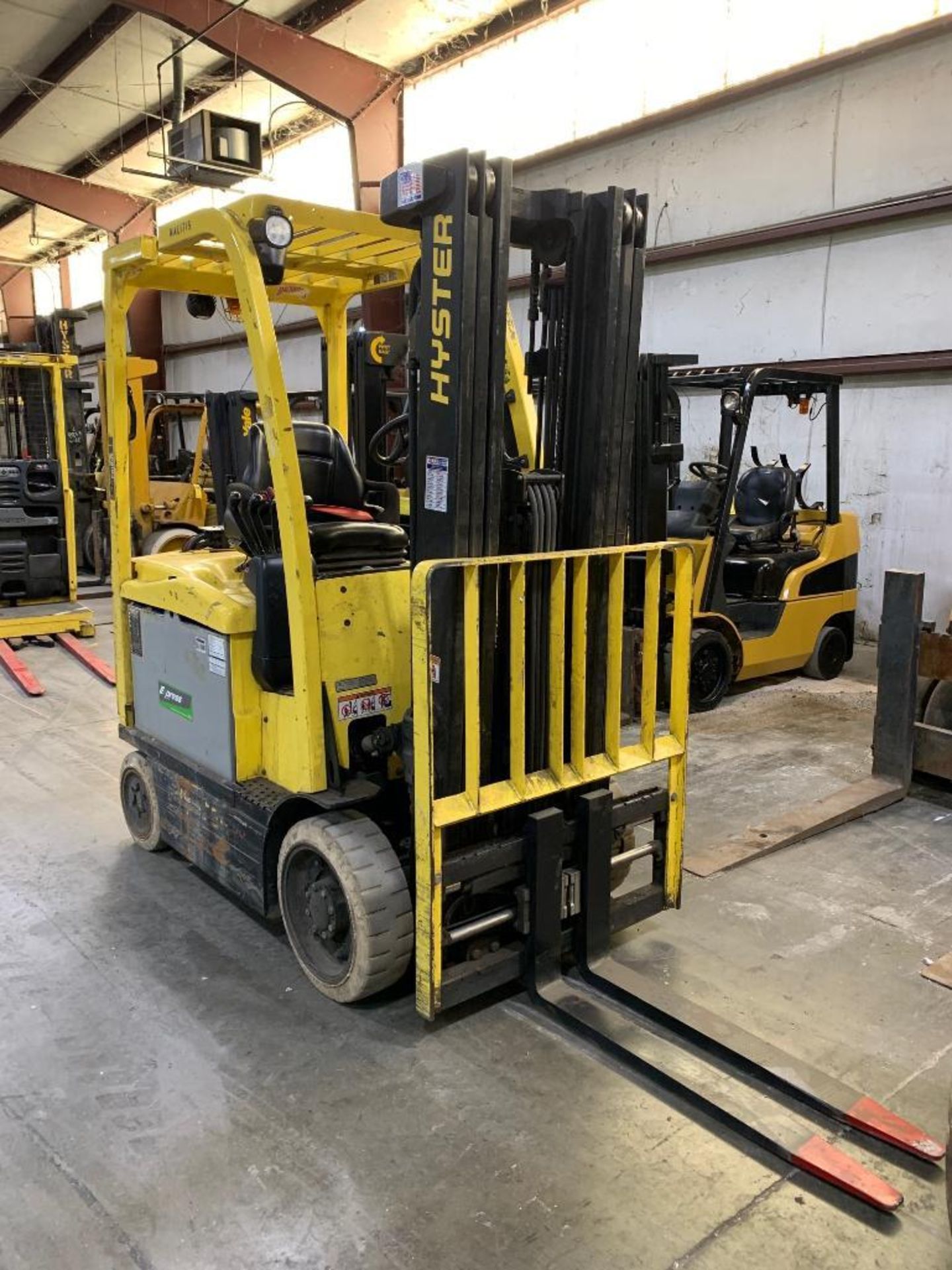 2018 Hyster 5,000 lb. capacity forklift, model e50xn, s/n a268n25056s, 36-volt electric w/ battery, - Image 2 of 6