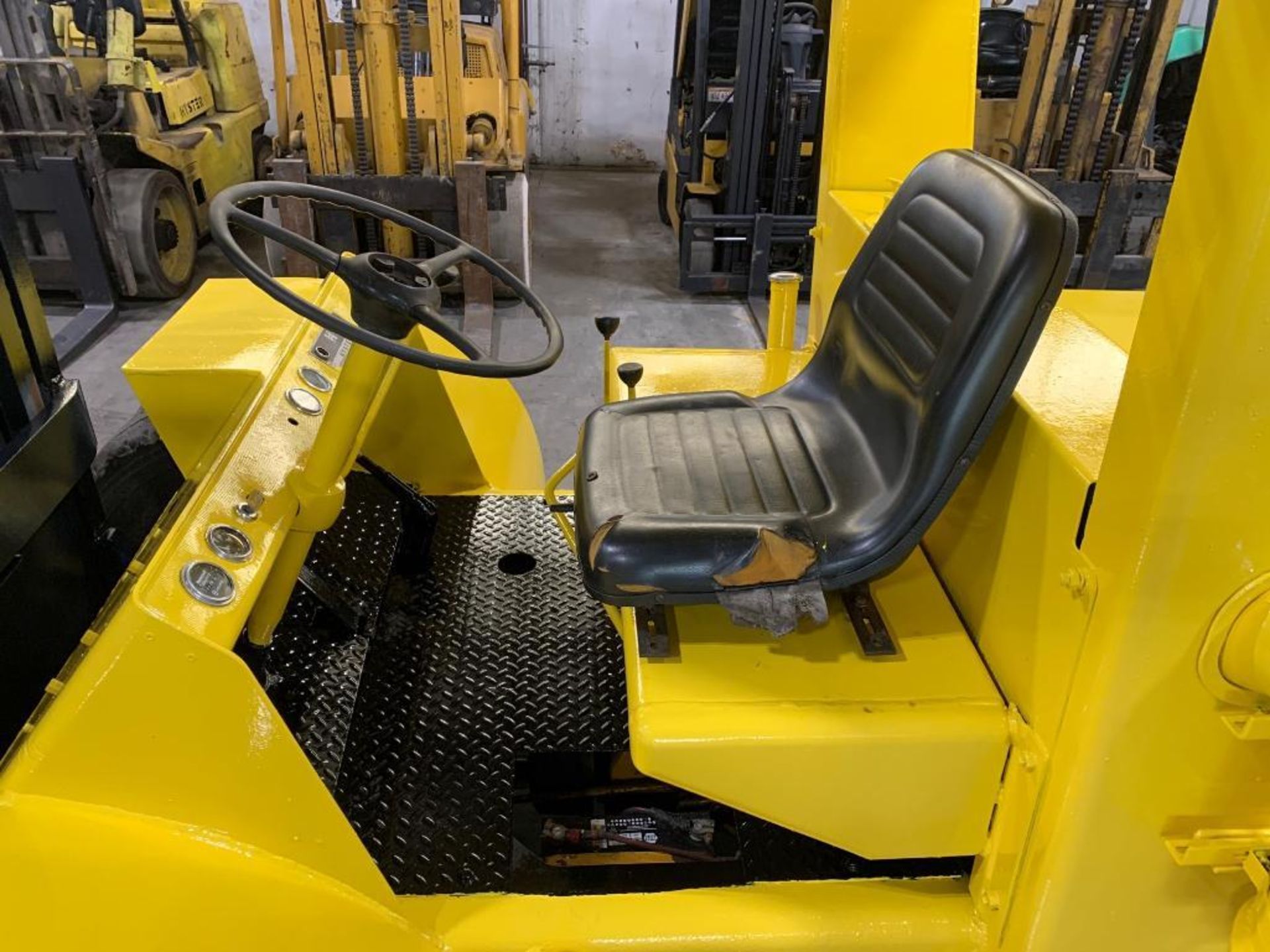 Hyster 22,500 lb. capacity forklift, model h225e, s/n n/a, gasoline, dual drive pneumatic tires, 2-s - Image 7 of 7