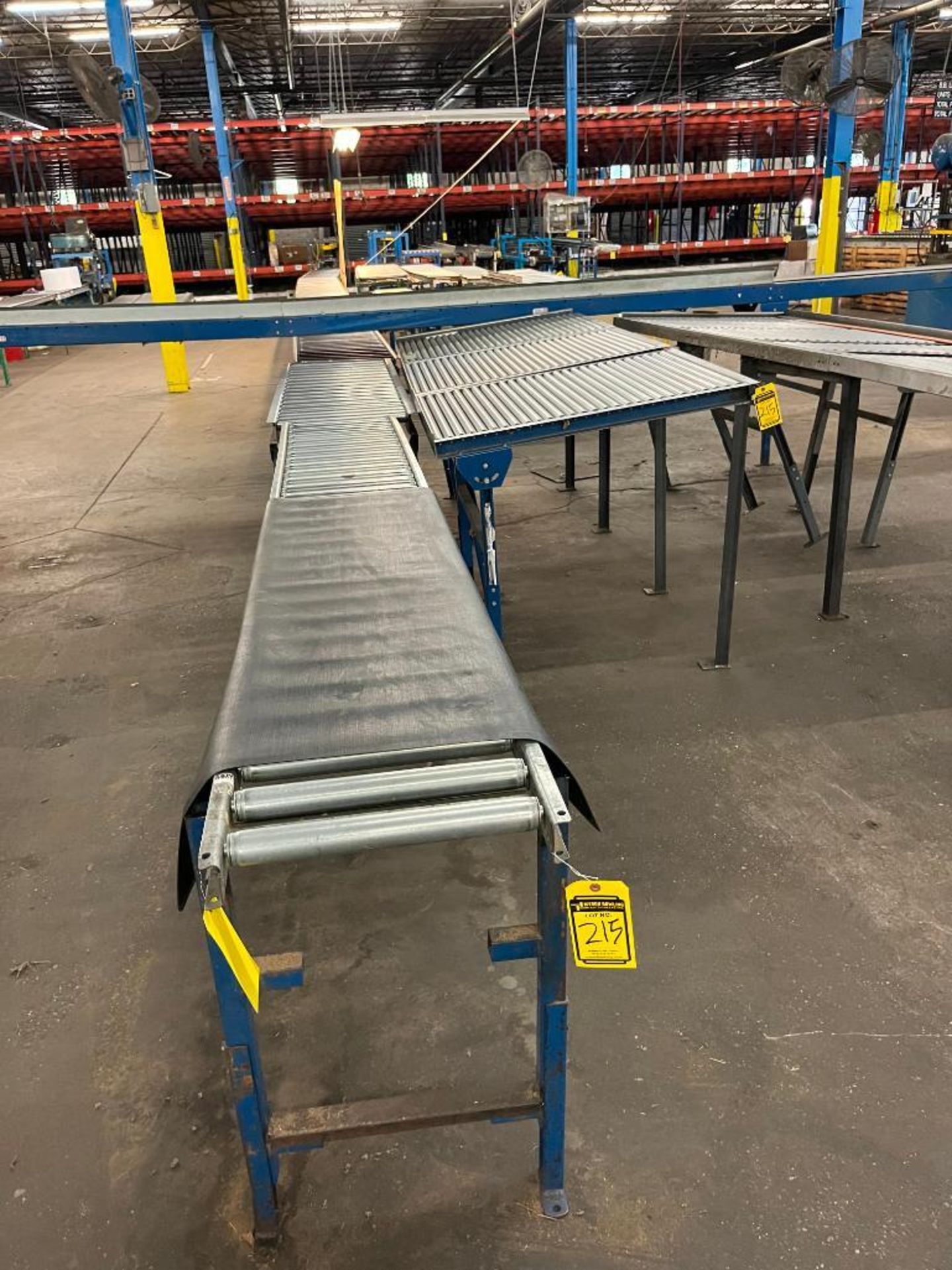 LARGE LOT OF ASSORTED POWER & ROLLING CONVEYOR - Image 4 of 5