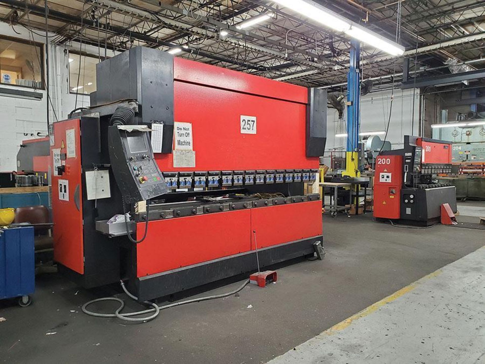 2001 AMADA HFE 100-3S CNC PRESS BRAKE, S/N HFE 100-3S V010635, 1000KN, 200MM, 460V, 10' BED, DUAL FO - Image 3 of 10