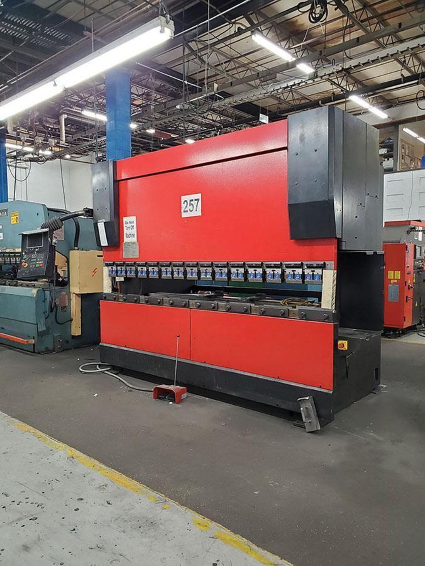 2001 AMADA HFE 100-3S CNC PRESS BRAKE, S/N HFE 100-3S V010635, 1000KN, 200MM, 460V, 10' BED, DUAL FO - Image 2 of 10