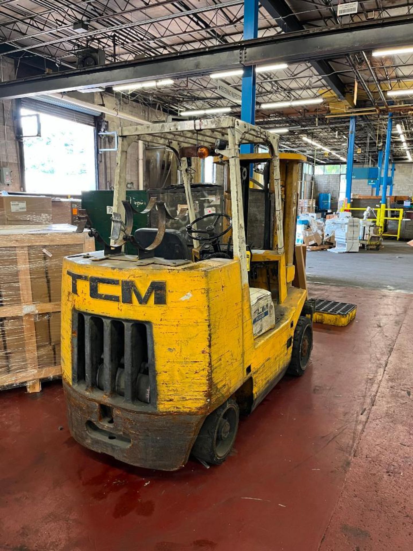 TCM FCG40 LP FORKLIFT, M/N 100D-SS-81K, S/N 58400657, SOLID TIRE, 3-STAGE MAST, SIDE SHIFT, 42" FORK - Image 2 of 4