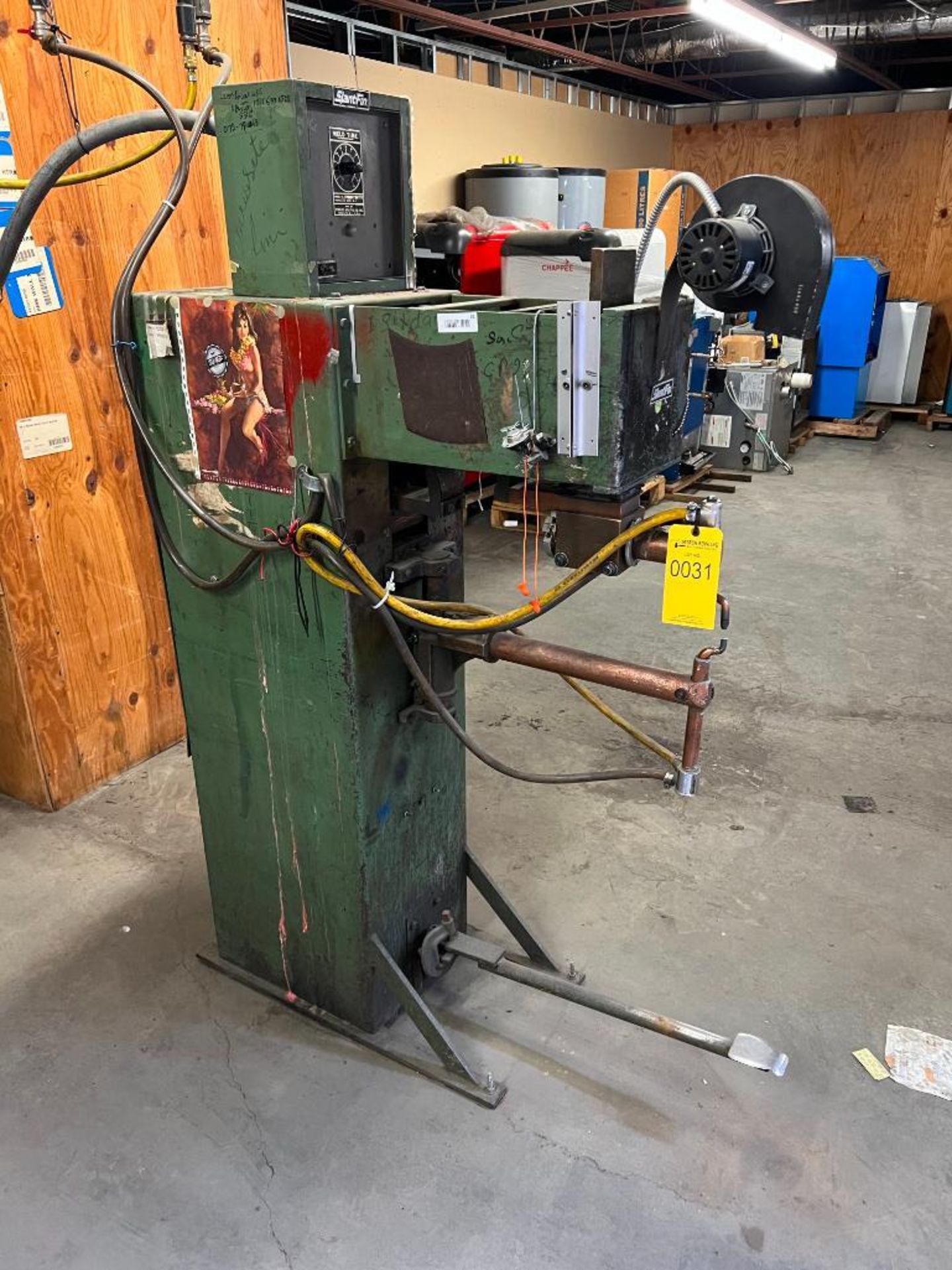 STERLING SPOT WELDER, MODEL KP18M, S/N 2164, 220V