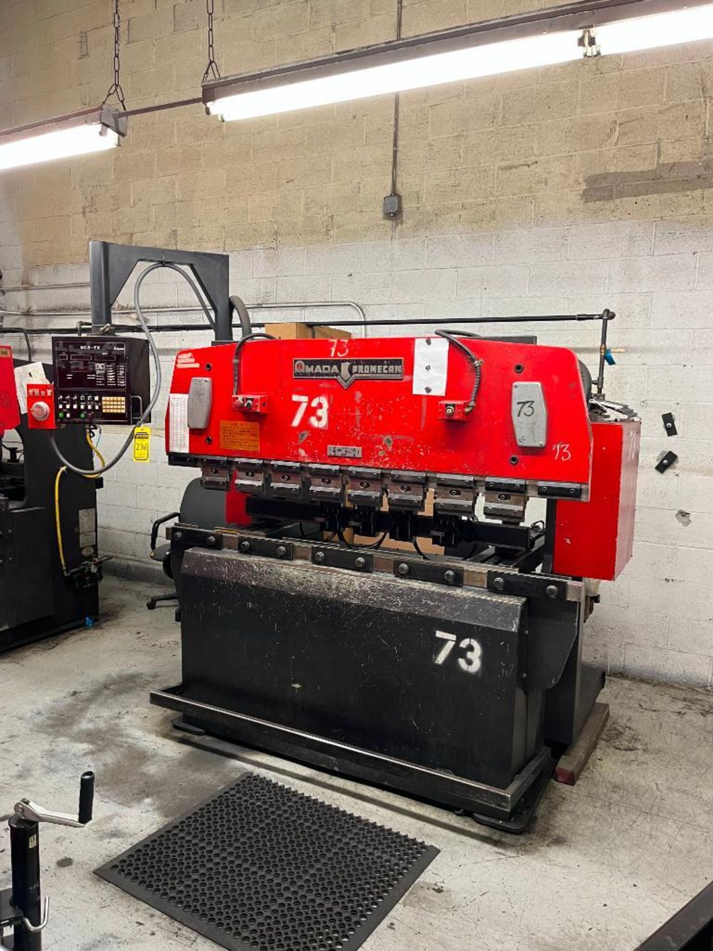 AMADA 50-TON PRESS BRAKE, MODEL RG-50, 77" BED, NV9-EX AUTO BACKGAUGE