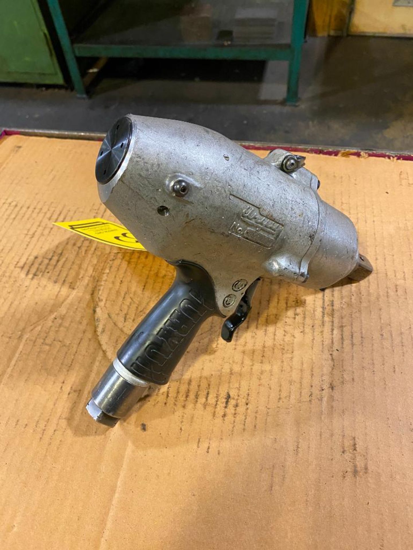 Uryu ULT180 3/4" Pneumatic Impact Wrench - Image 2 of 2