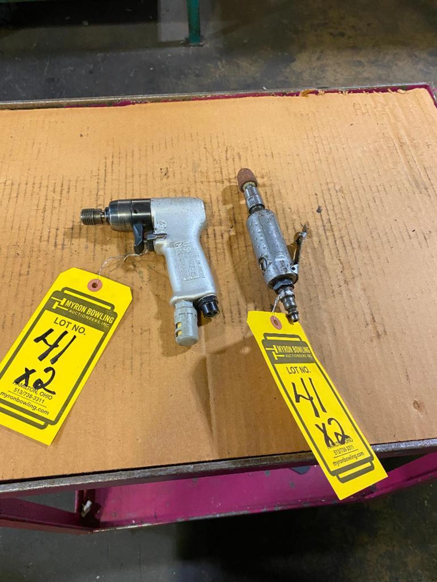 (2) Pneumatic Tools; 1/4" Die Grinder, Pneumatic Screwdriver