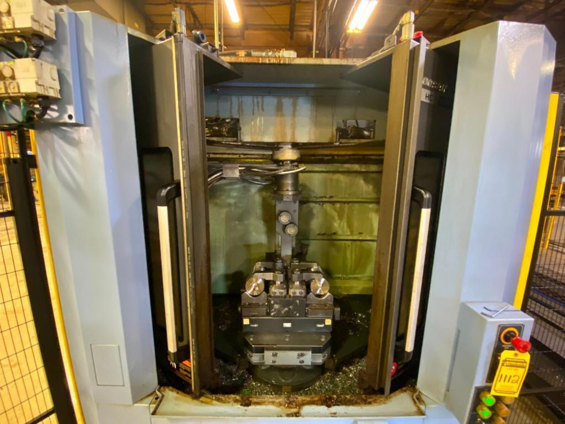 2015 Doosan HC400II CNC horizontal machining center, 2-pallet changer, 60-position ATC, Doosan-Fanuc - Image 15 of 17