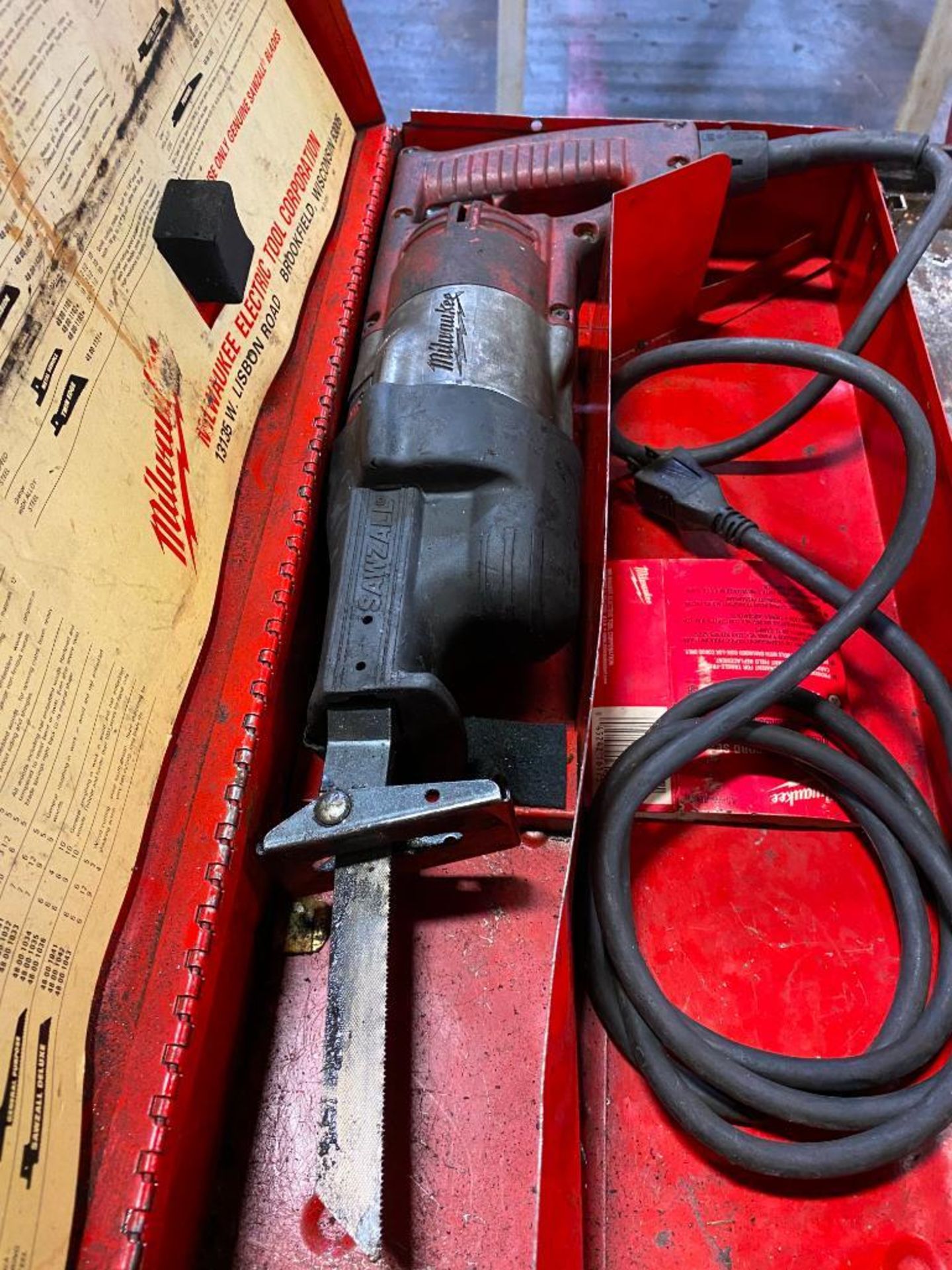 Milwaukee HD sawzall, 120v, 0-2400 spm - Image 2 of 2