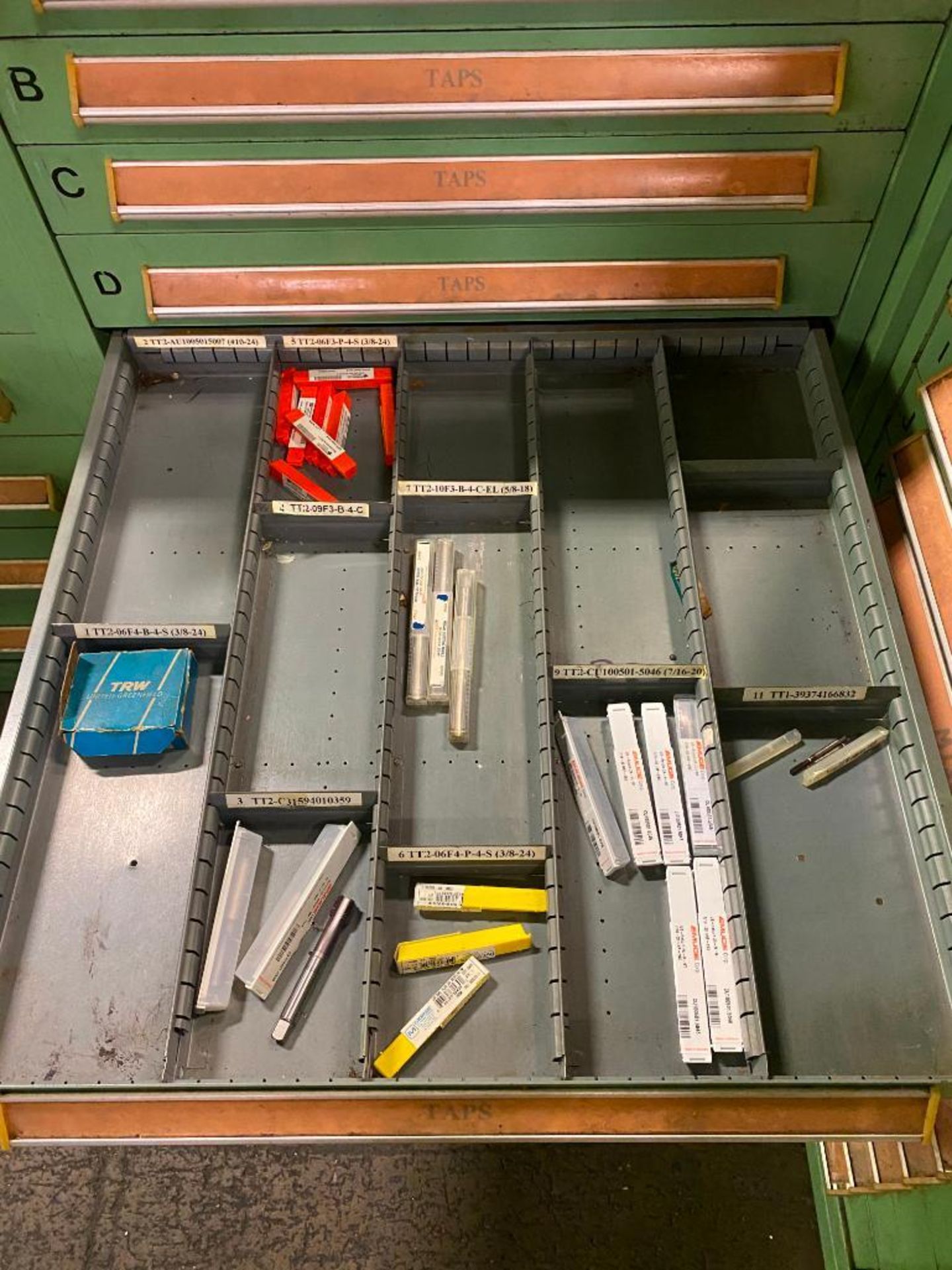 Stanley Vidmar 10-Drawer Cabinet w/ Drills, Taps - Image 6 of 10