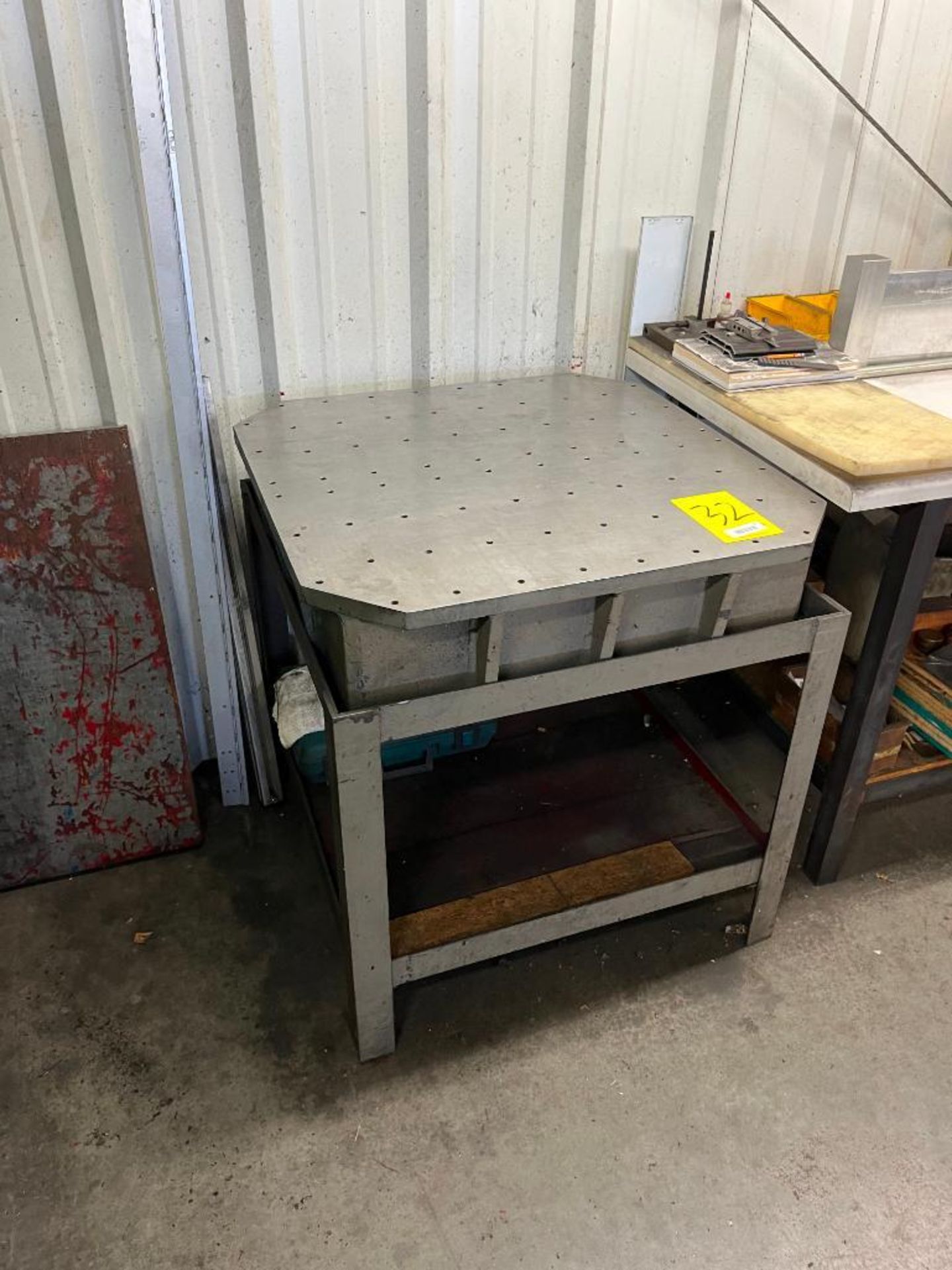 Steel Precision surface plate, 32" x 32" x 8"