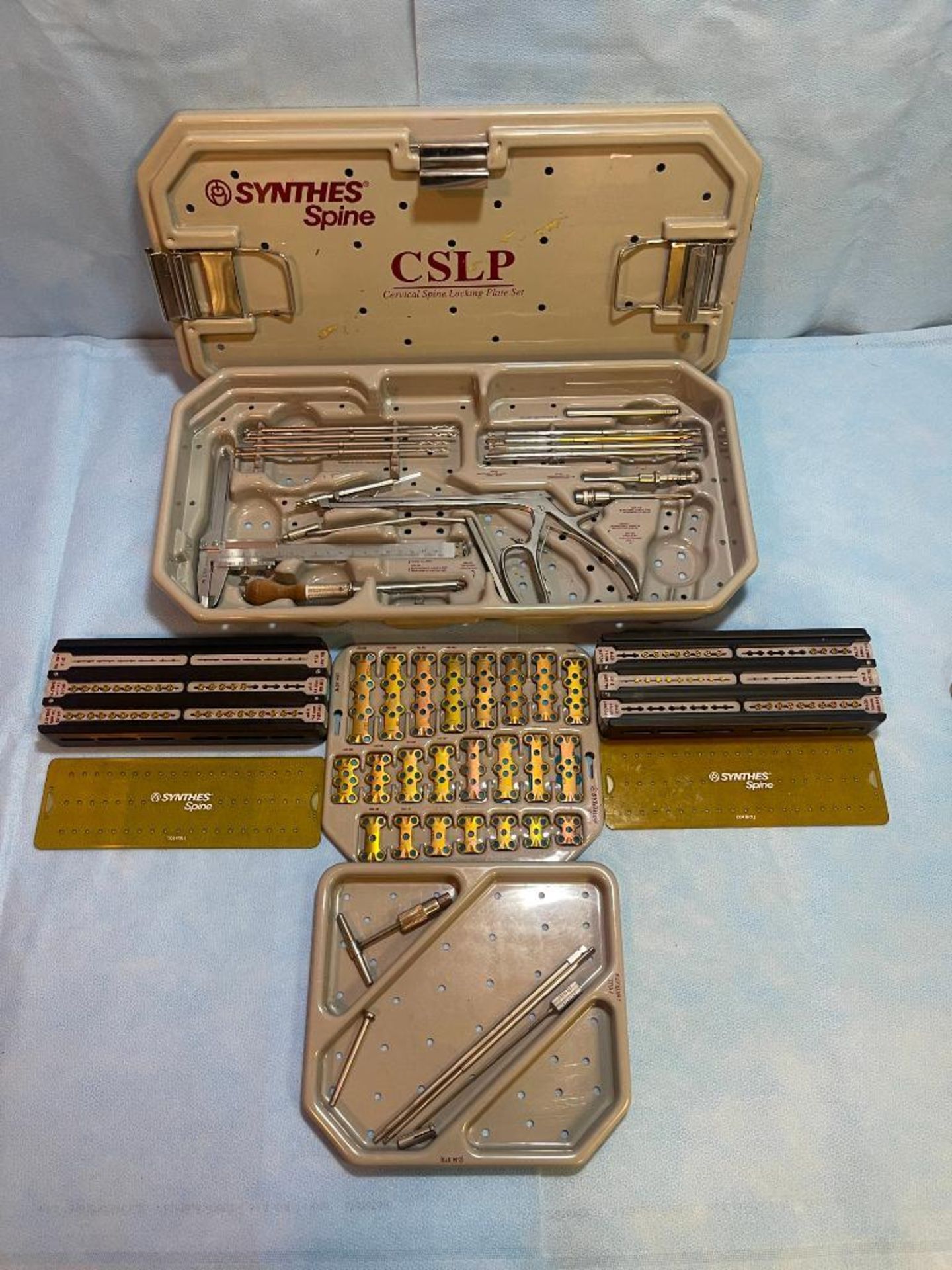 SYNTHES SYNTHES SPINE CSLP CERVICAL SPINE LOCKING PLATE SET