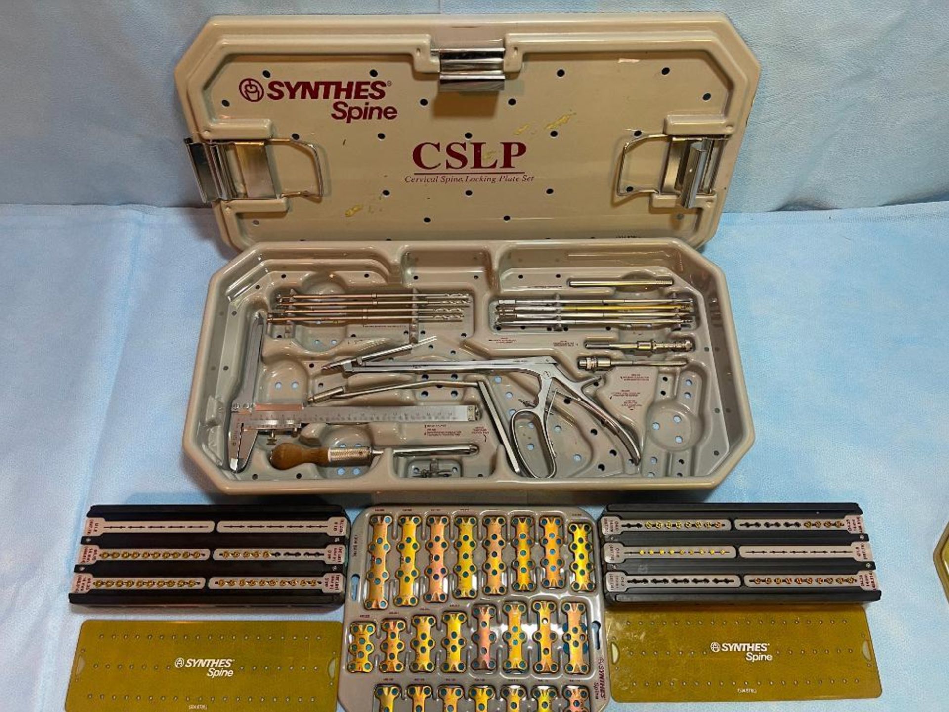 SYNTHES SYNTHES SPINE CSLP CERVICAL SPINE LOCKING PLATE SET - Image 2 of 2