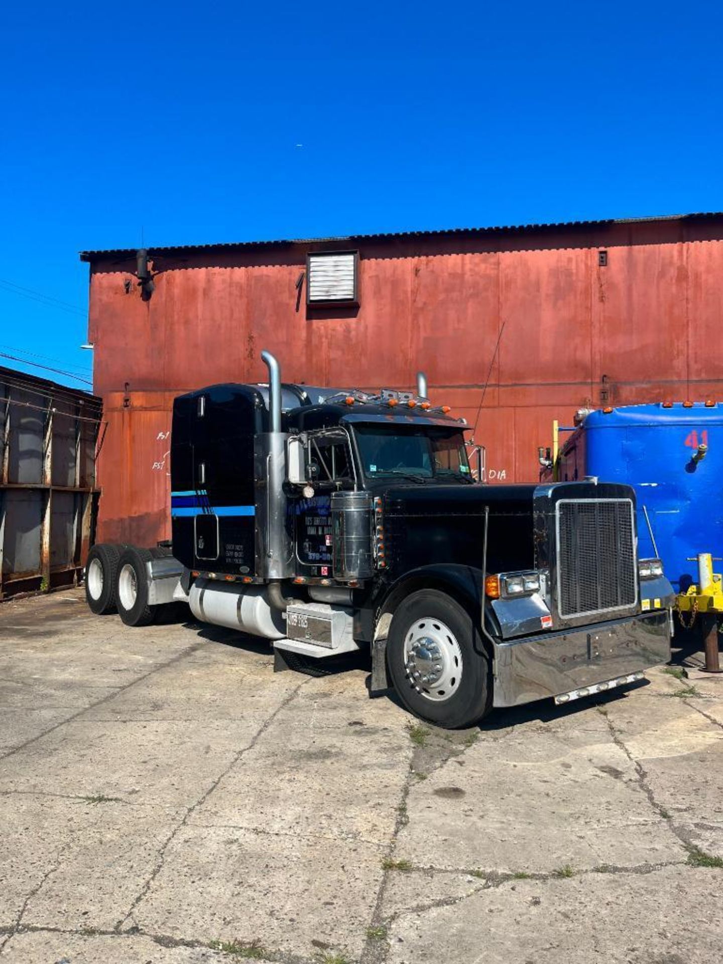 2001 PETERBILT T/A SEMI-TRACTOR, VIN 1XP-5DB9X-1-1N562031, DOUBLE SLEEPER, WET KIT AIR RIDE SUSPENSI