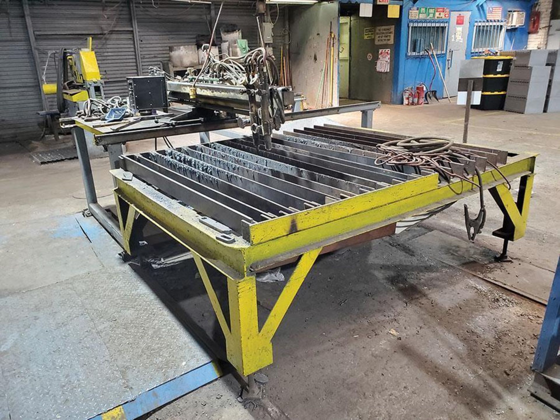 oxy acetylene cutting table, 82" x 60", Wesco tracer torch trolley, dual torch head - Image 3 of 8