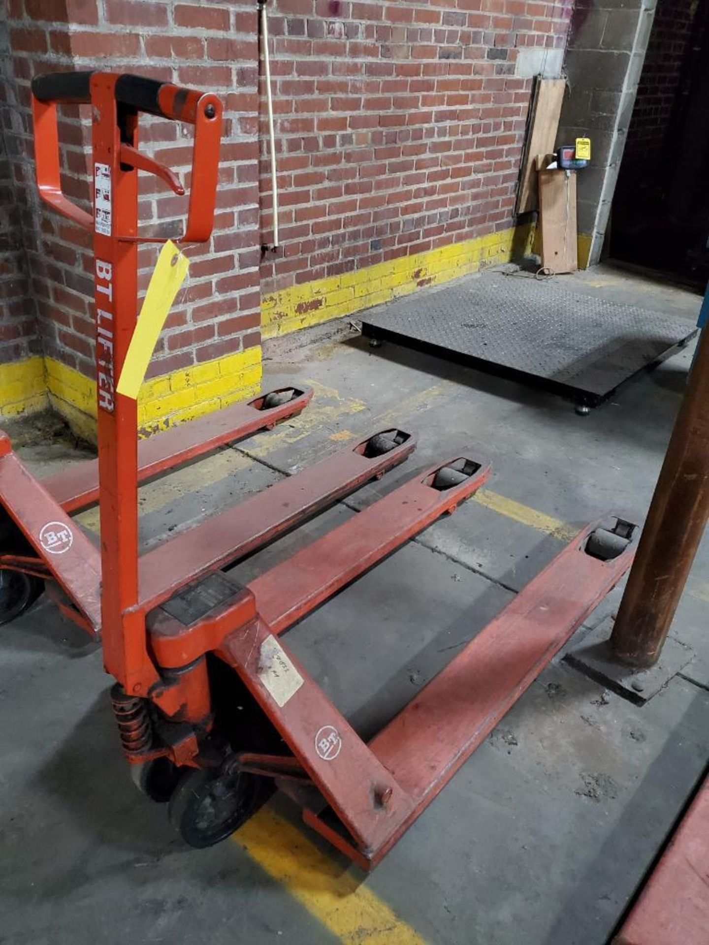 BT 5,000 Lb. Hydraulic Pallet Jack, 48" Forks